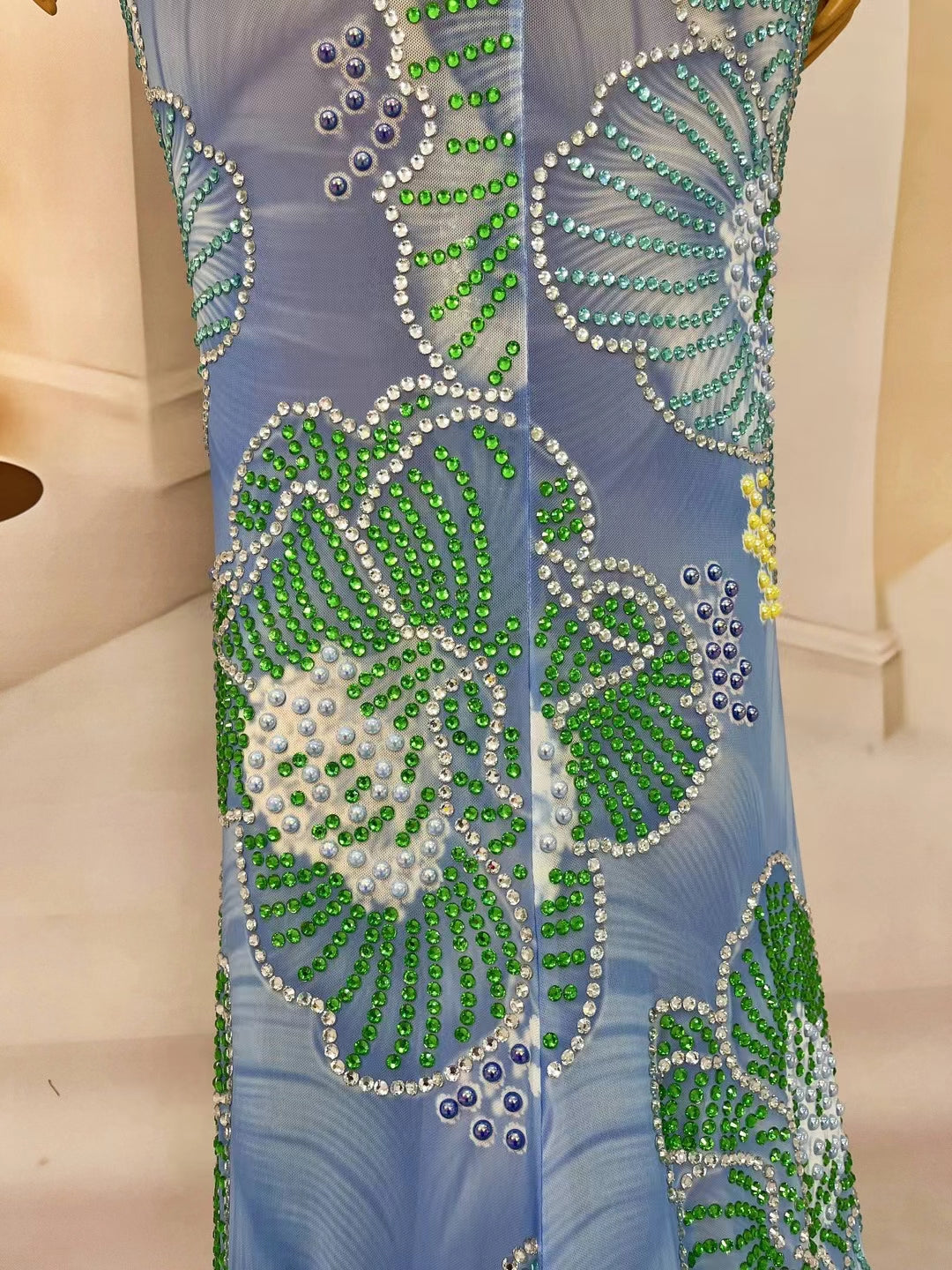 CELESINYI Shuiliuhua Crystal Floral Beaded Gown