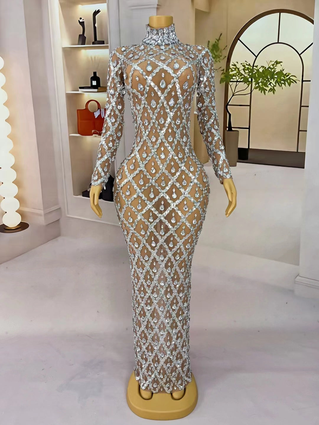 CELESINYI Shaokaojia Crystal Skin Tone Long Sleeve Gown