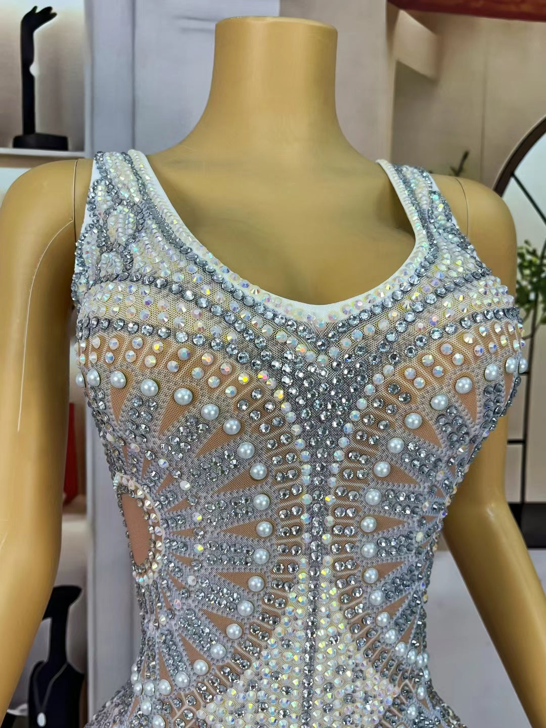CELESINYI Chelunbing Crystal Pearl Bodysuit