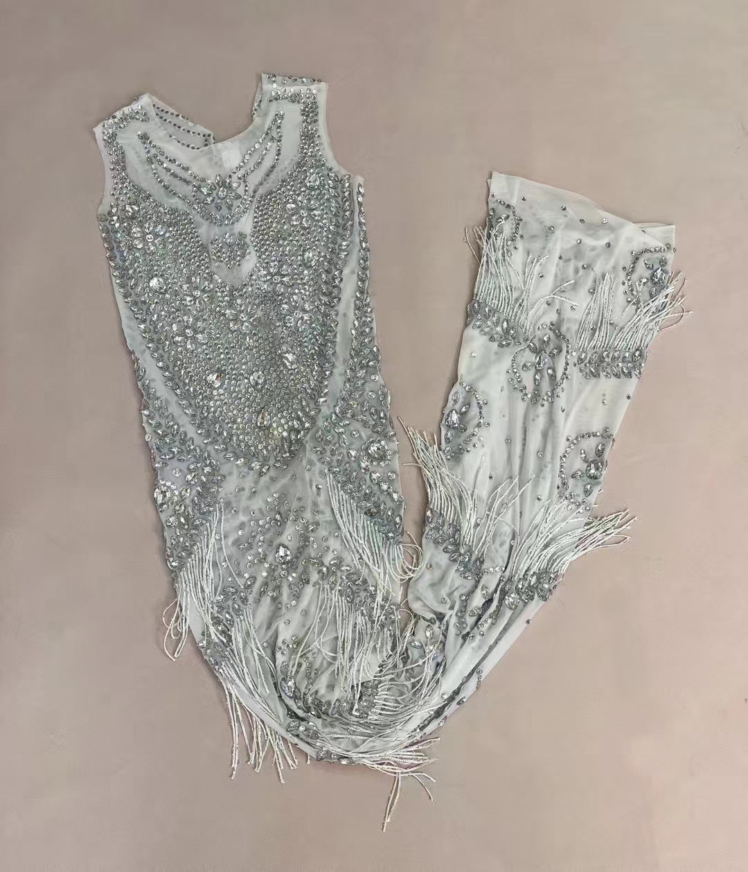 CELESINYI Bailianyinsi Crystal Lotus Silver Gown