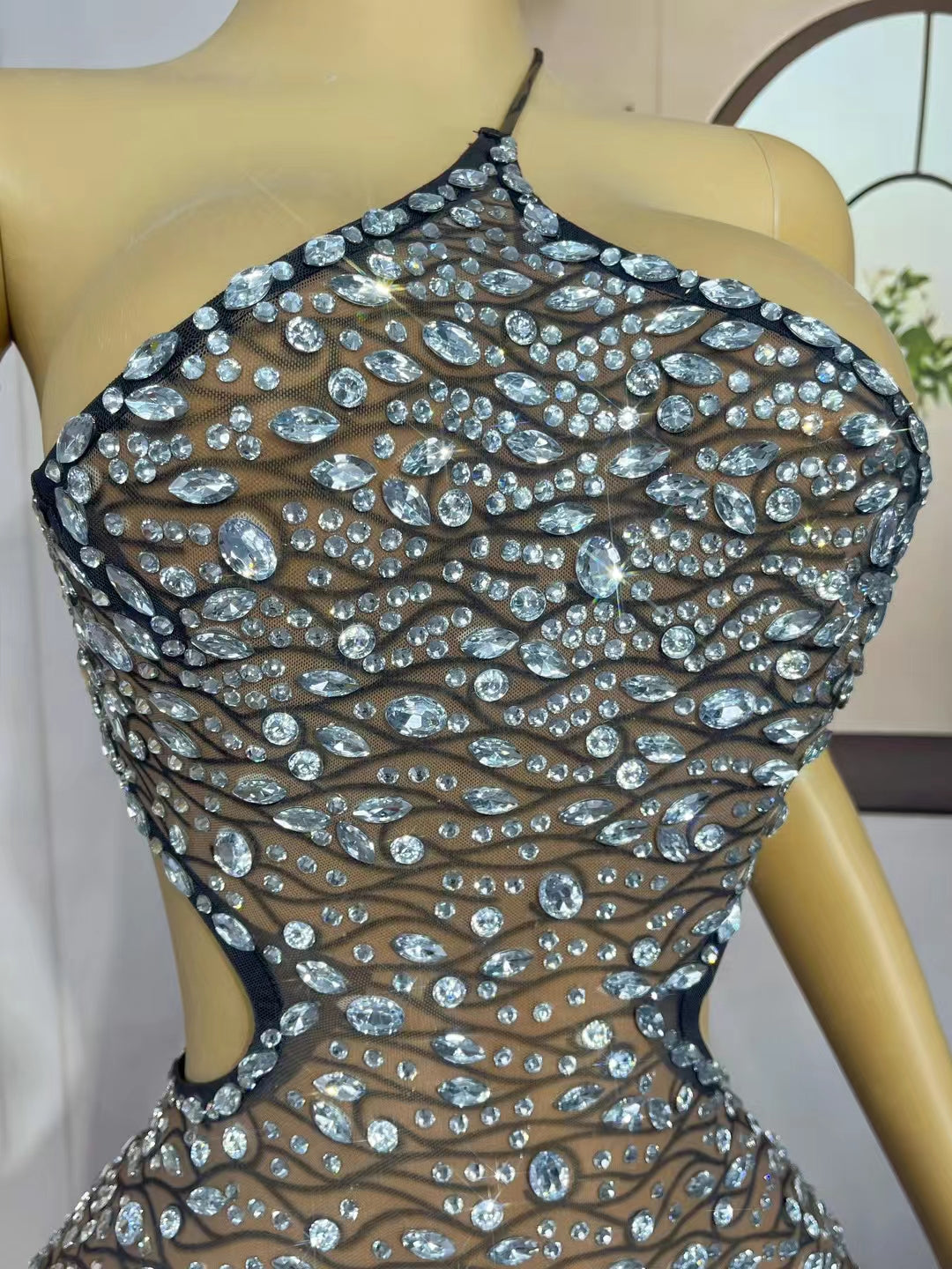 CELESINYI Zhangyuwen Crystal Octopus Wave Gown