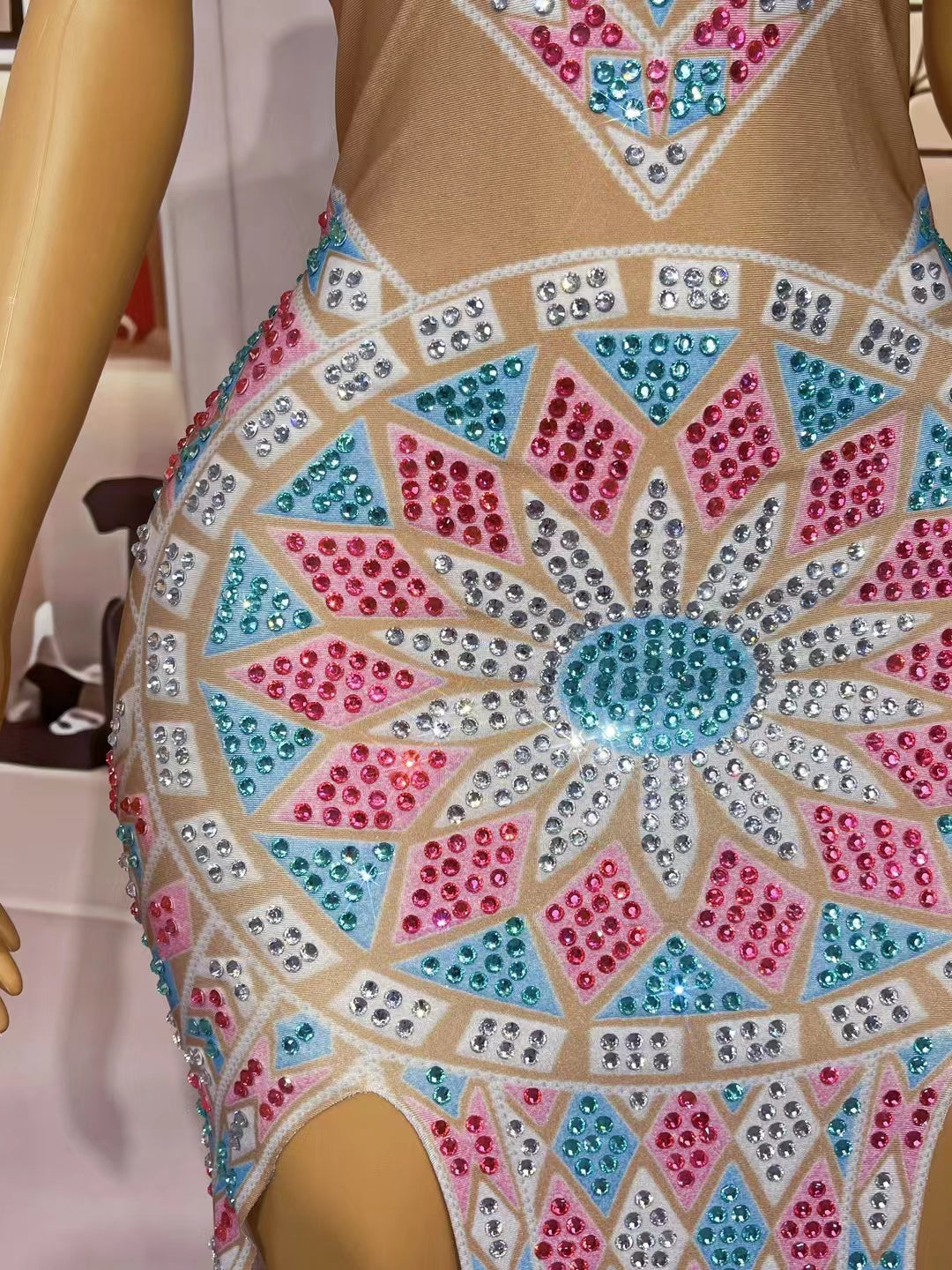 CELESINYI Xuancaifudiao Crystal Mandala Mini Dress
