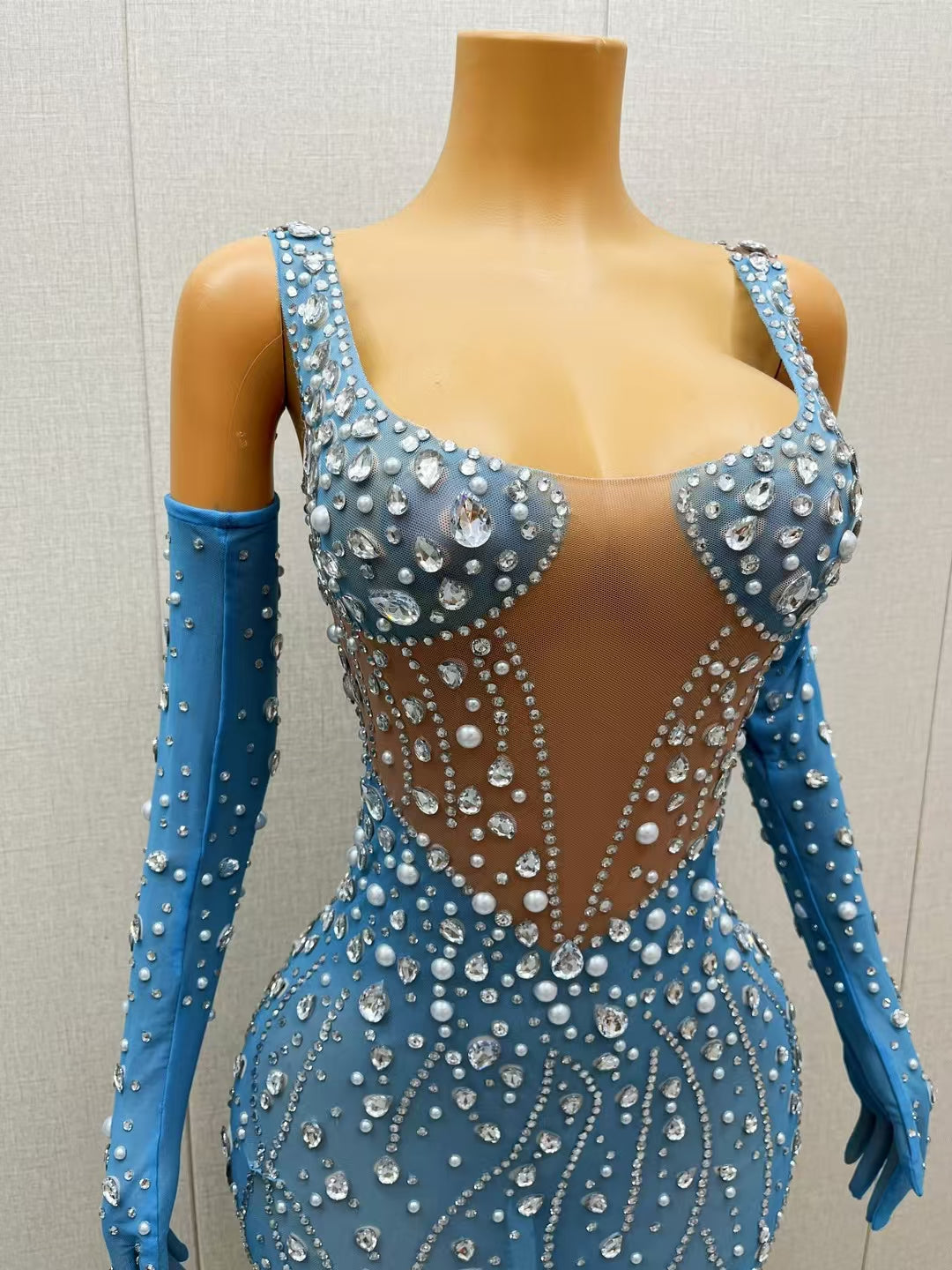 CELESINYI Caiguangyin Crystal Opera Sleeve Gown