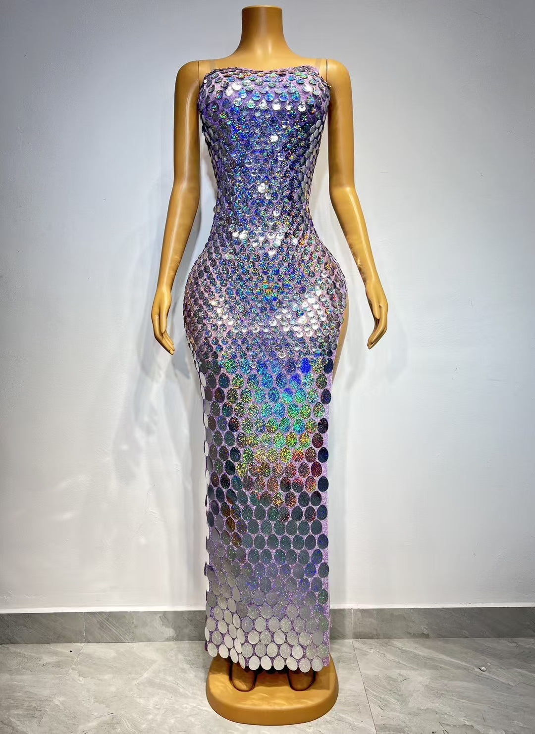 CELESINYI Linpianqun Crystal Holographic Scale Gown