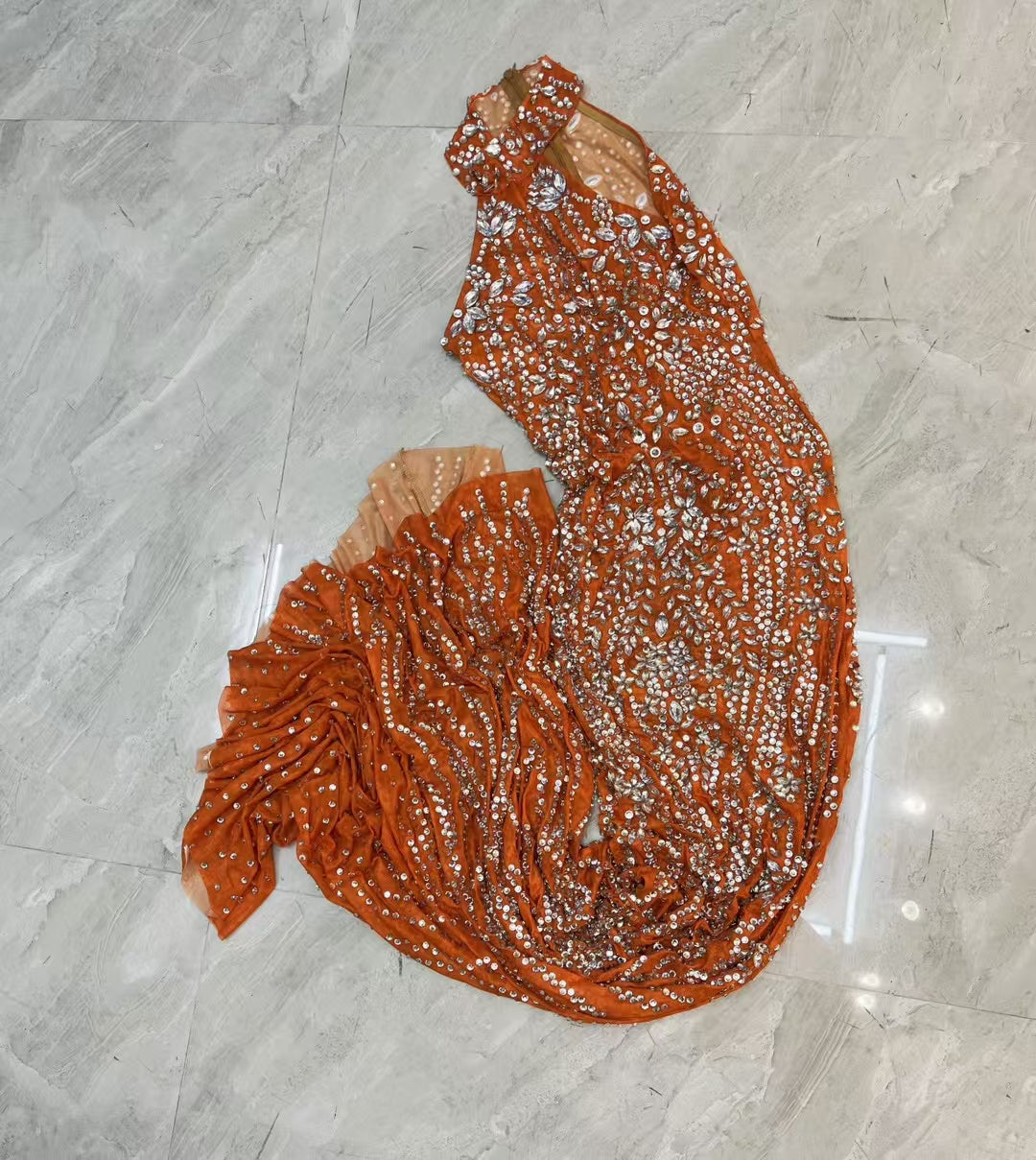 CELESINYI Jiegeng Crystal Red Halter Gown