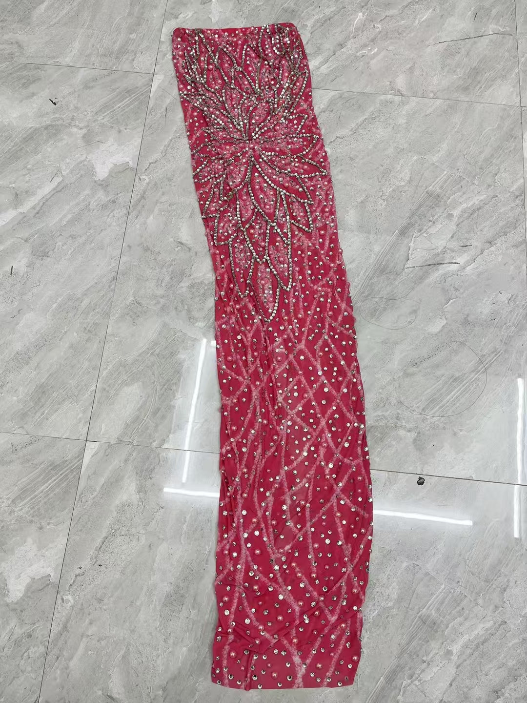 CELESINYI Fenlian Crystal Pink Lotus Gown