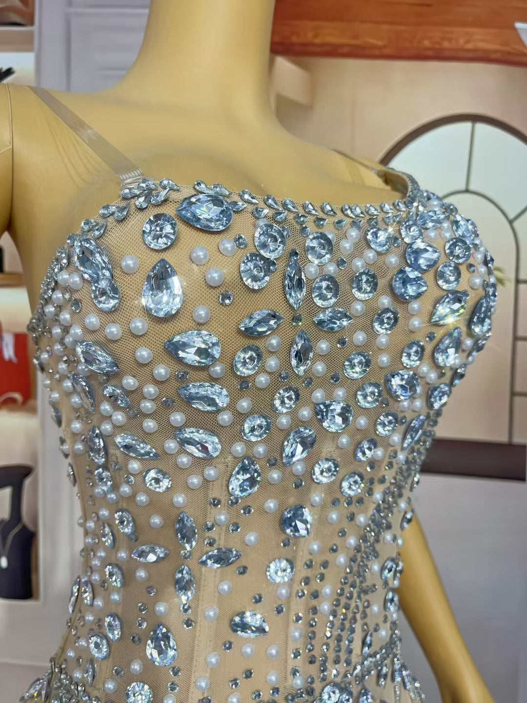 CELESINYI Wushe Crystal White Teardrop Mermaid Gown