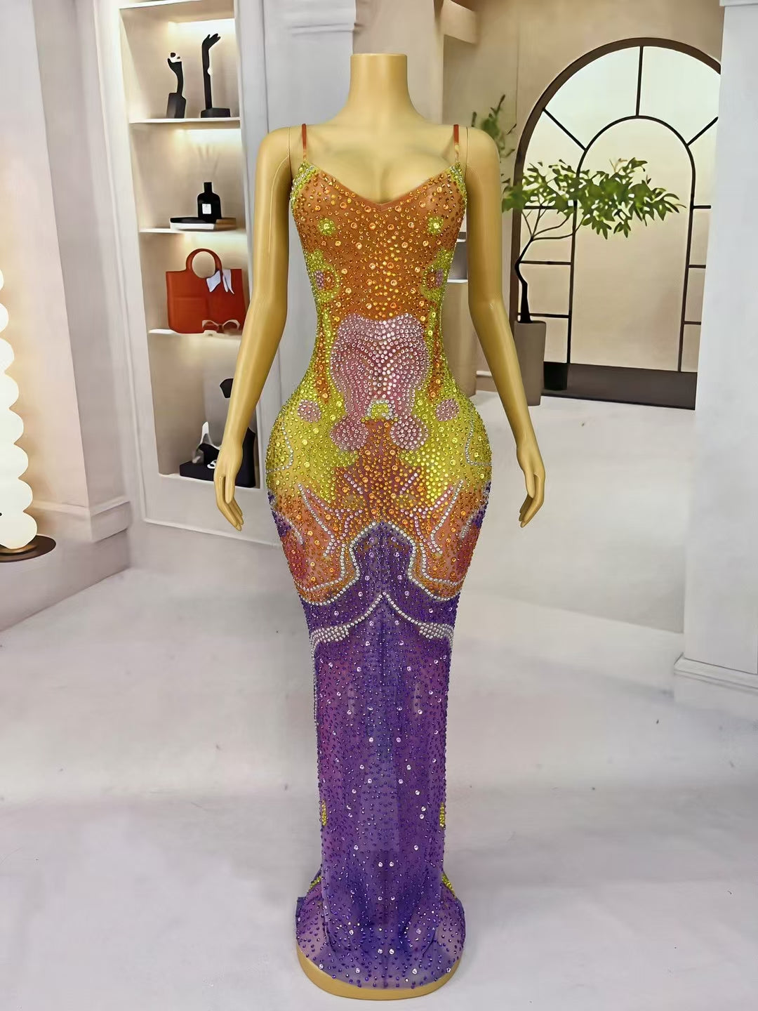 CELESINYI Qiancaifanghua Crystal Multi Color Naked Gown