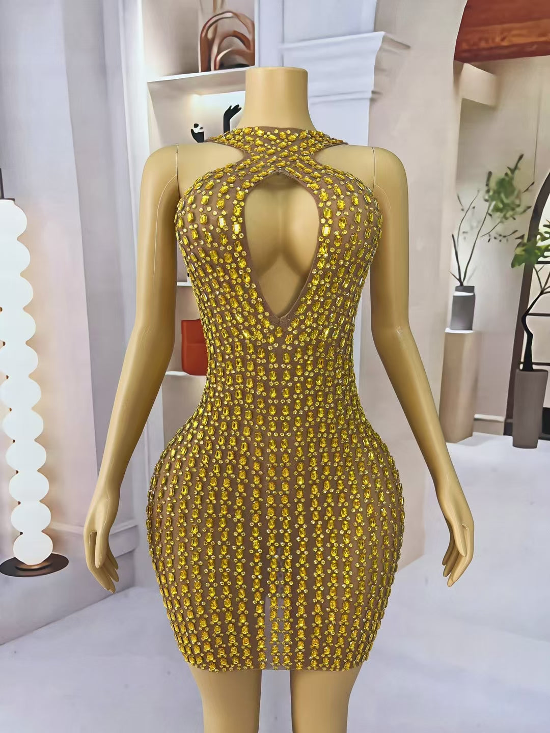 CELESINYI Liusixian Crystal Yellow Keyhole Gown