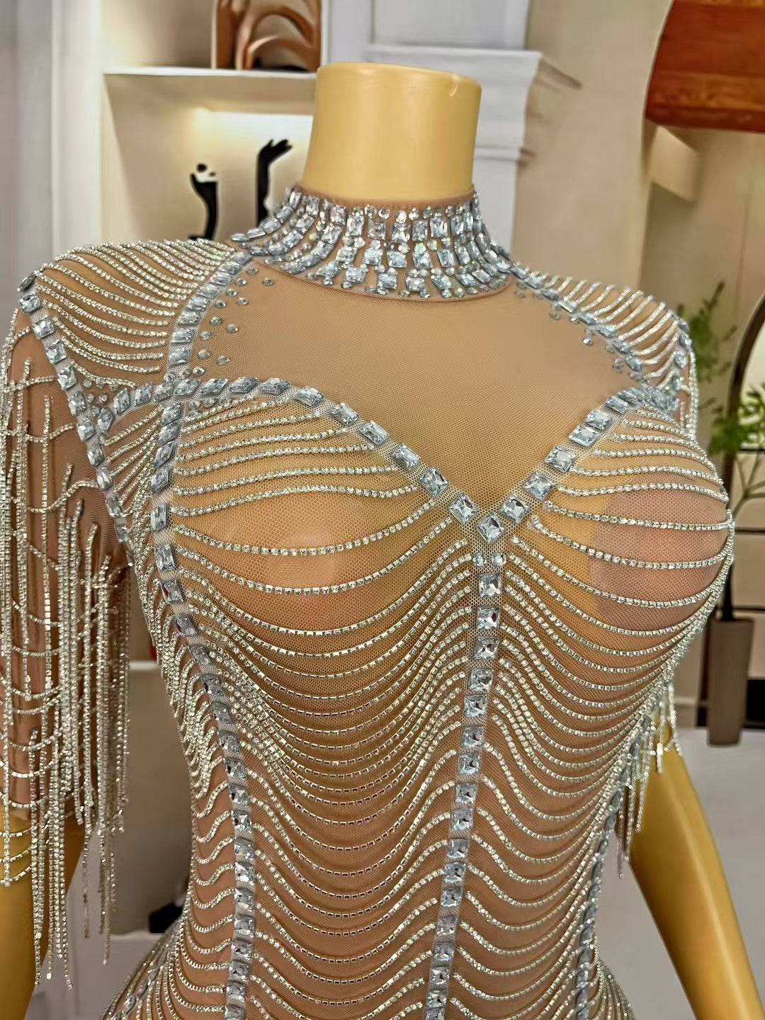 CELESINYI Yinmantang Crystal Silver Stream Fringe Gown