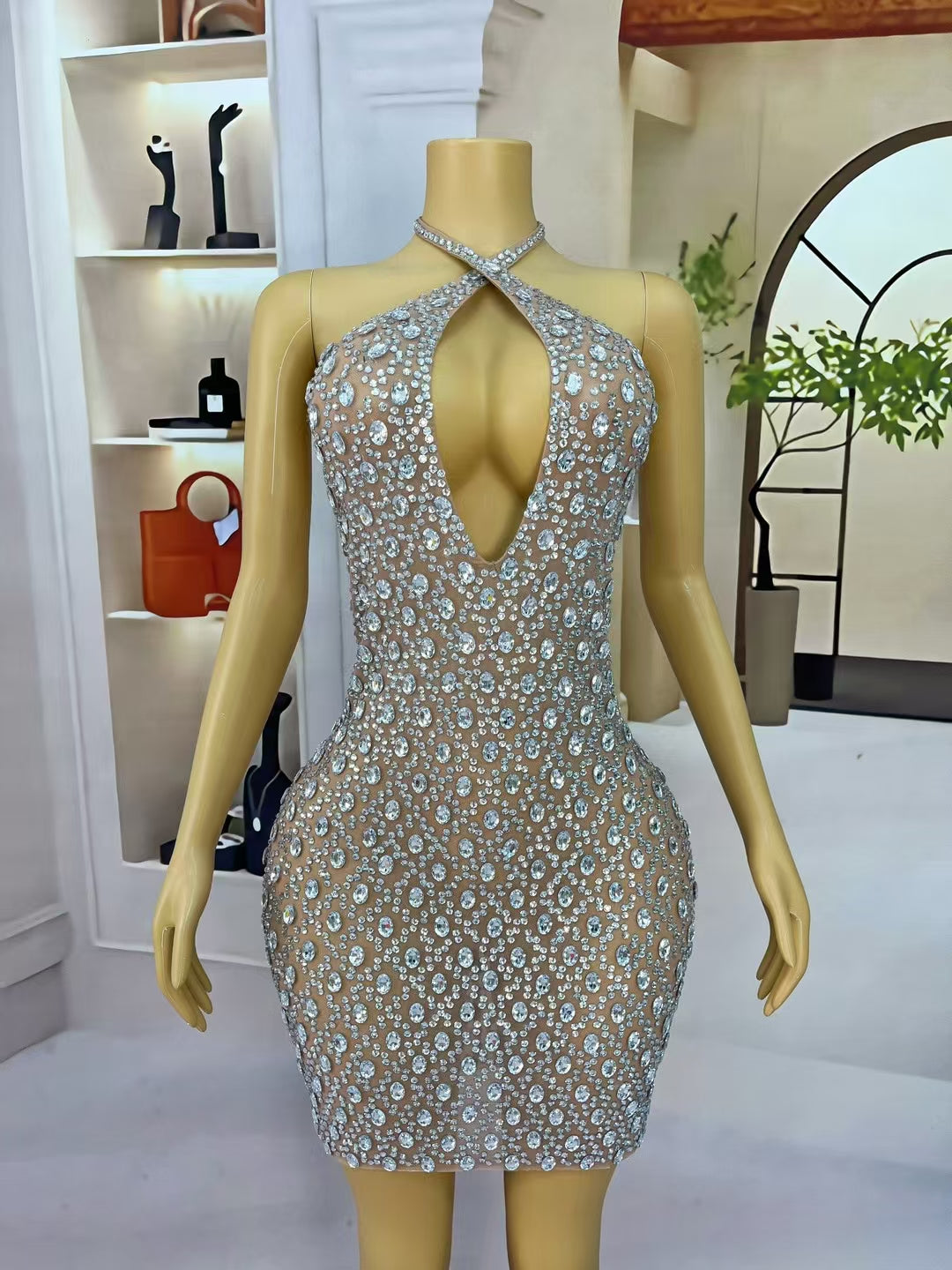 CELESINYI Qianzhen Crystal Crystal Detail Gown