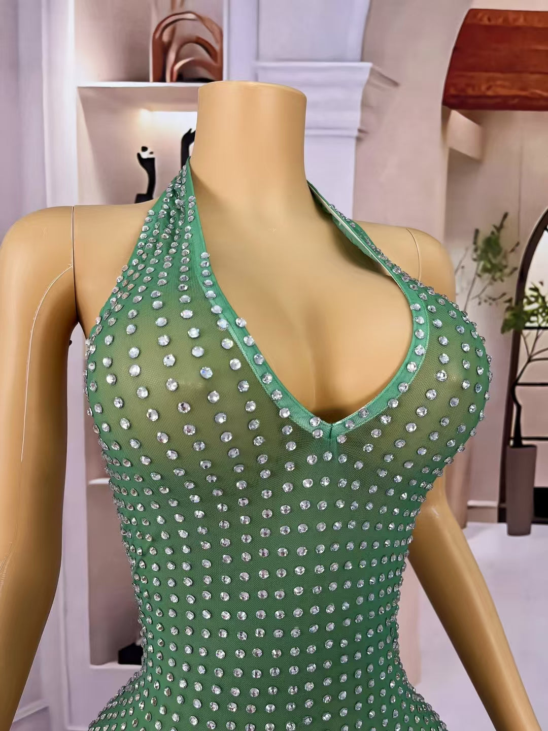 CELESINYI Lvguabo Crystal Emerald Halter Bodysuit