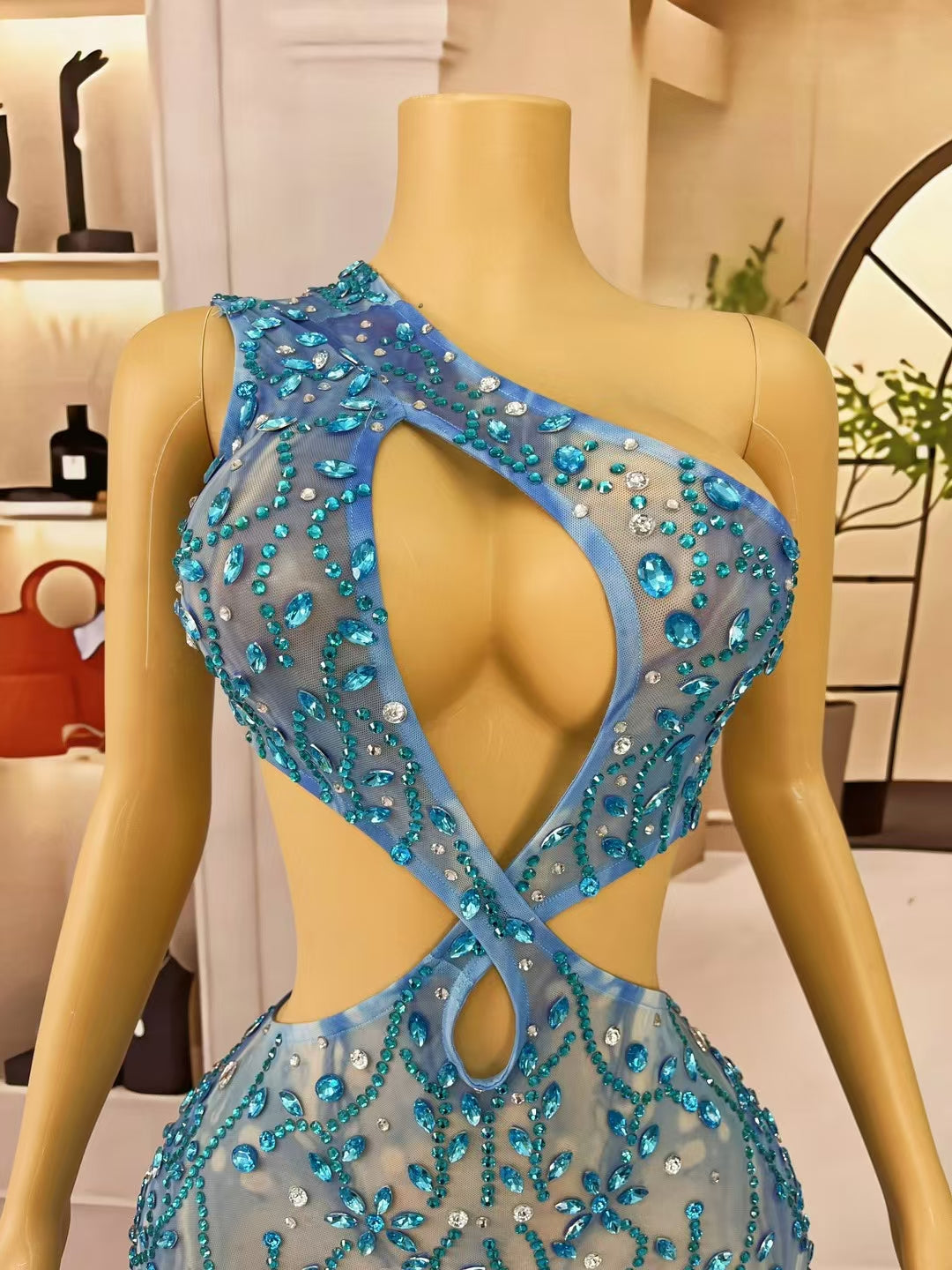 CELESINYI Lanliu Crystal Blue Drapery Gown