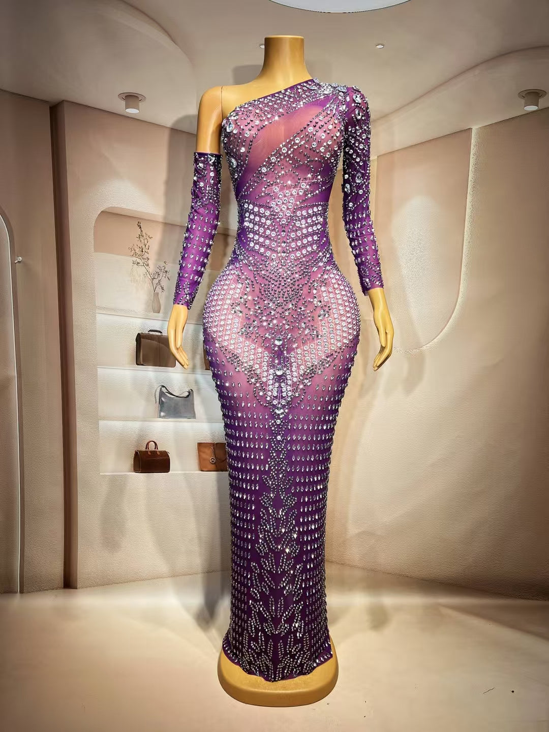 CELESINYI Zuange Crystal One-Shoulder Gown