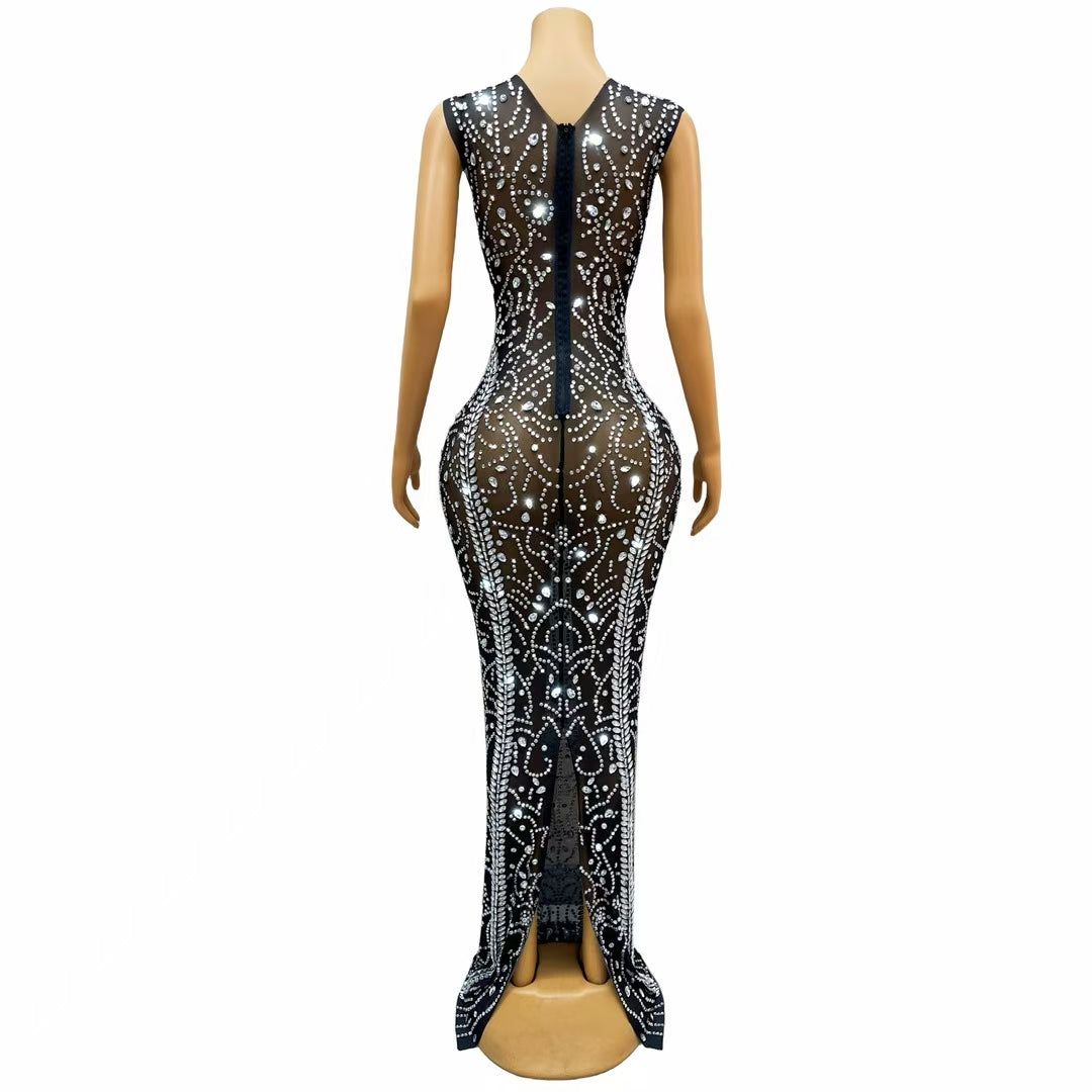 CELESINYI Moyu Crystal Moon Cutout Gown