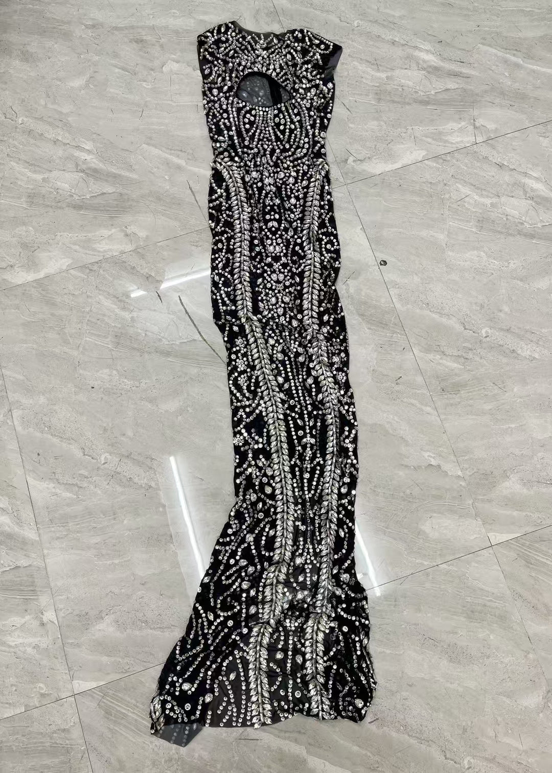 CELESINYI Moyu Crystal Moon Cutout Gown