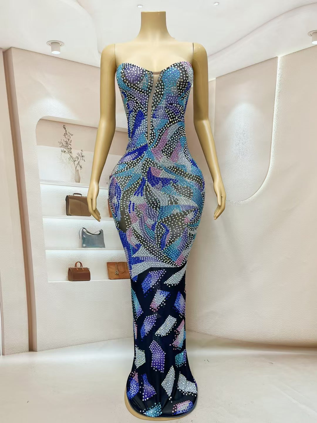 CELESINYI Caiqi Crystal Peacock Swirl Gown