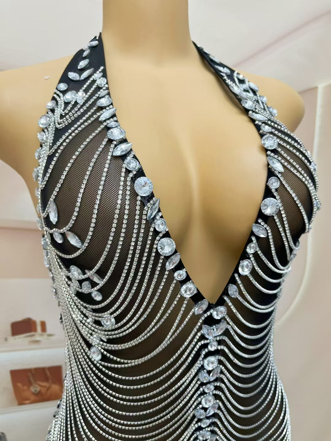 CELESINYI Heiwa Crystal Black Drop Bodysuit