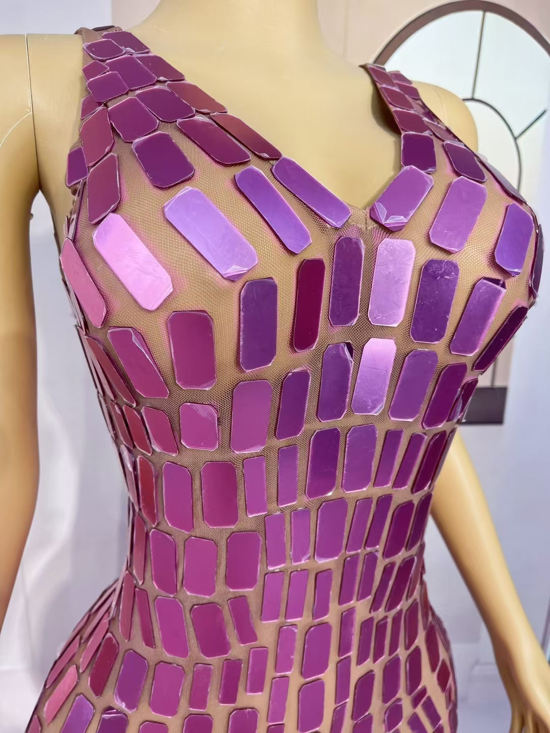 CELESINYI Tongpian Crystal Rose Chain Gown