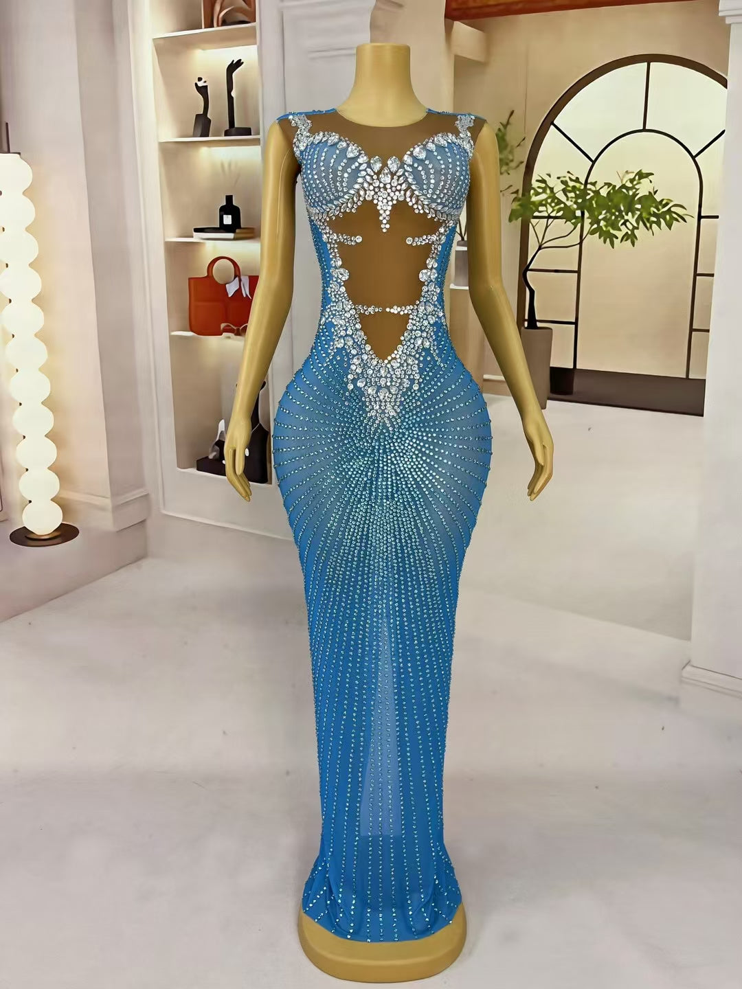 CELESINYI Chijin Crystal Light Blue Gown