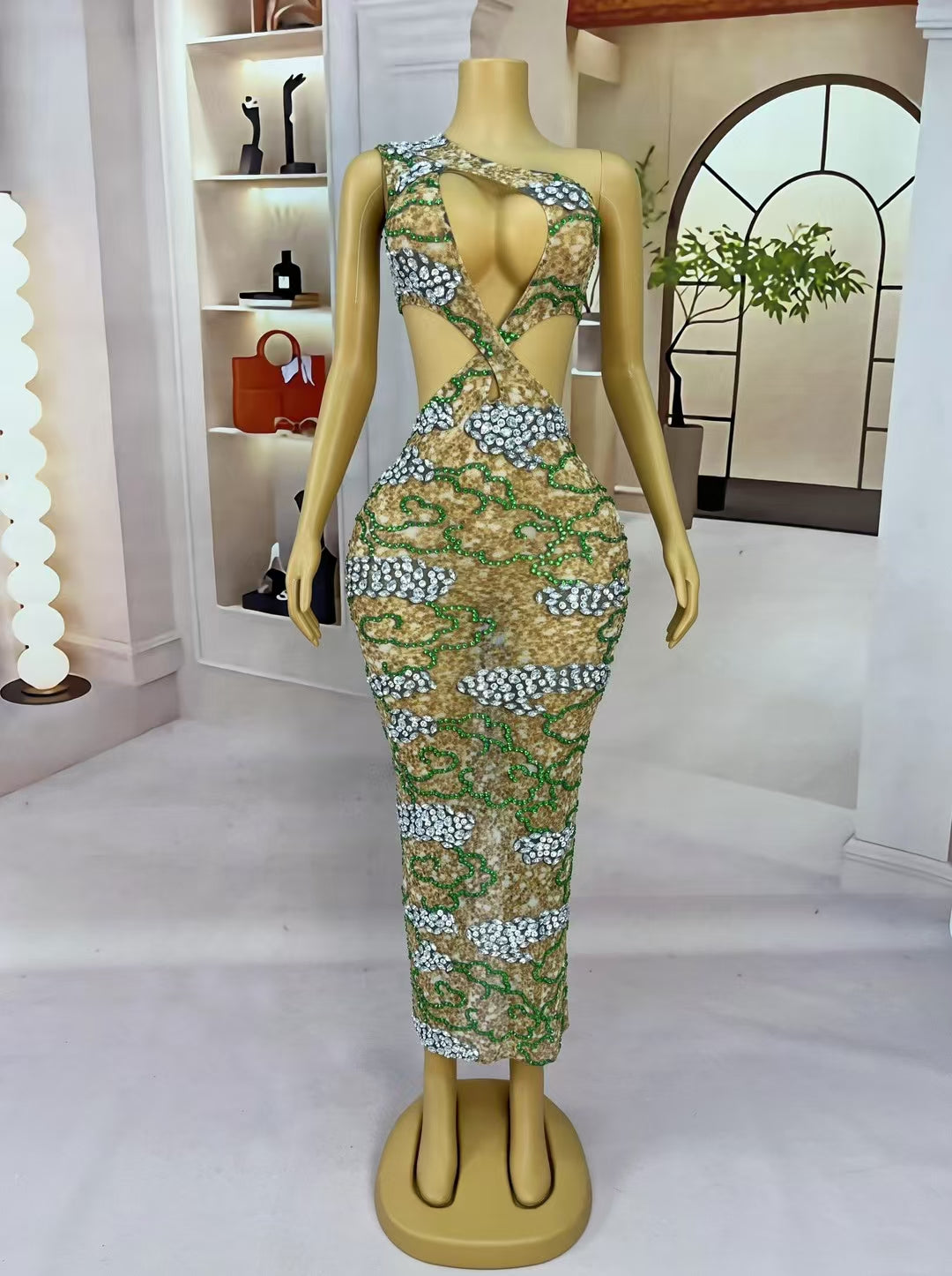 CELESINYI Yunhua Crystal Leopard Cutout Gown