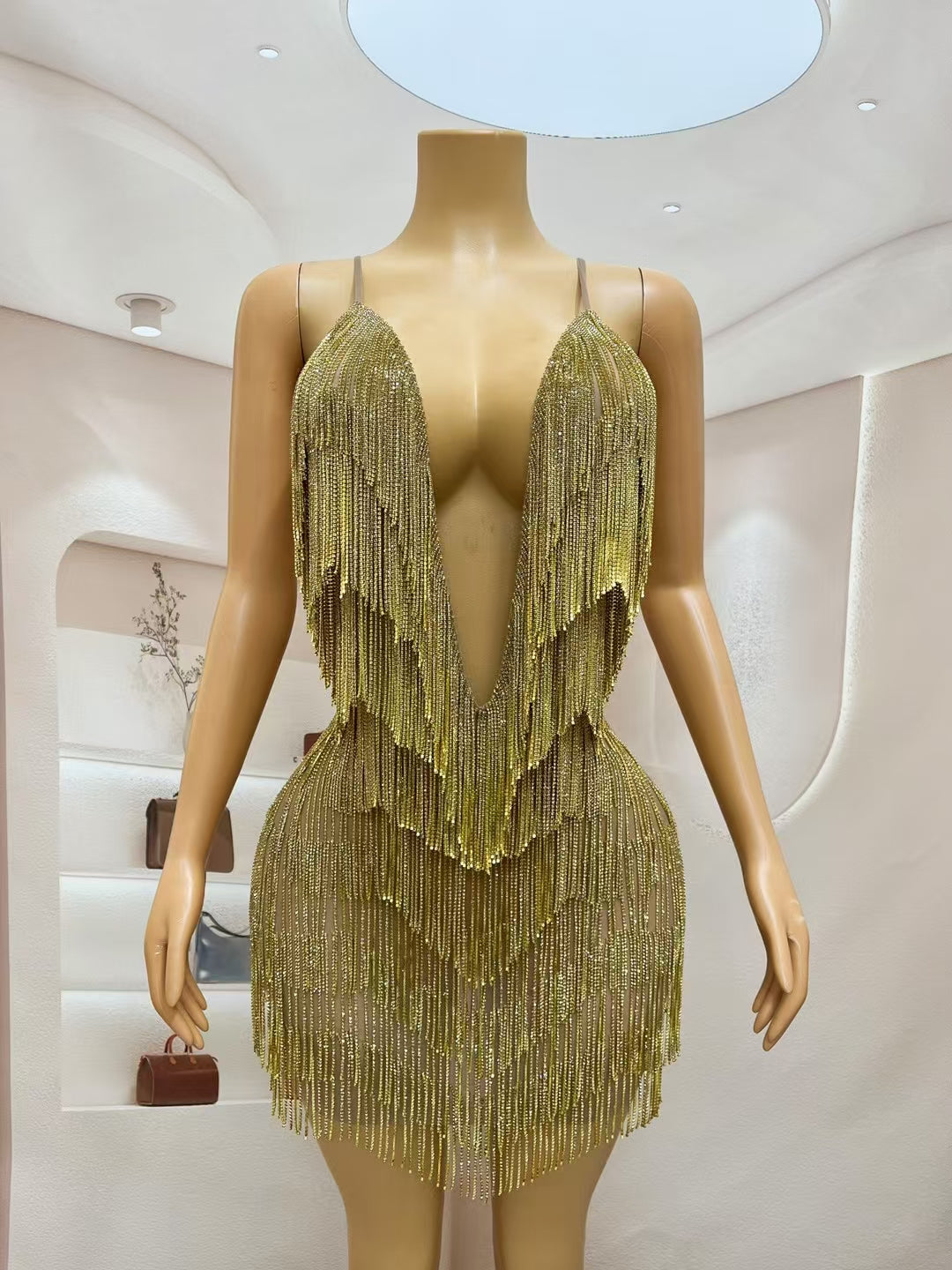 CELESINYI Tiaoyuan Crystal Gold Deep V Fringe Gown