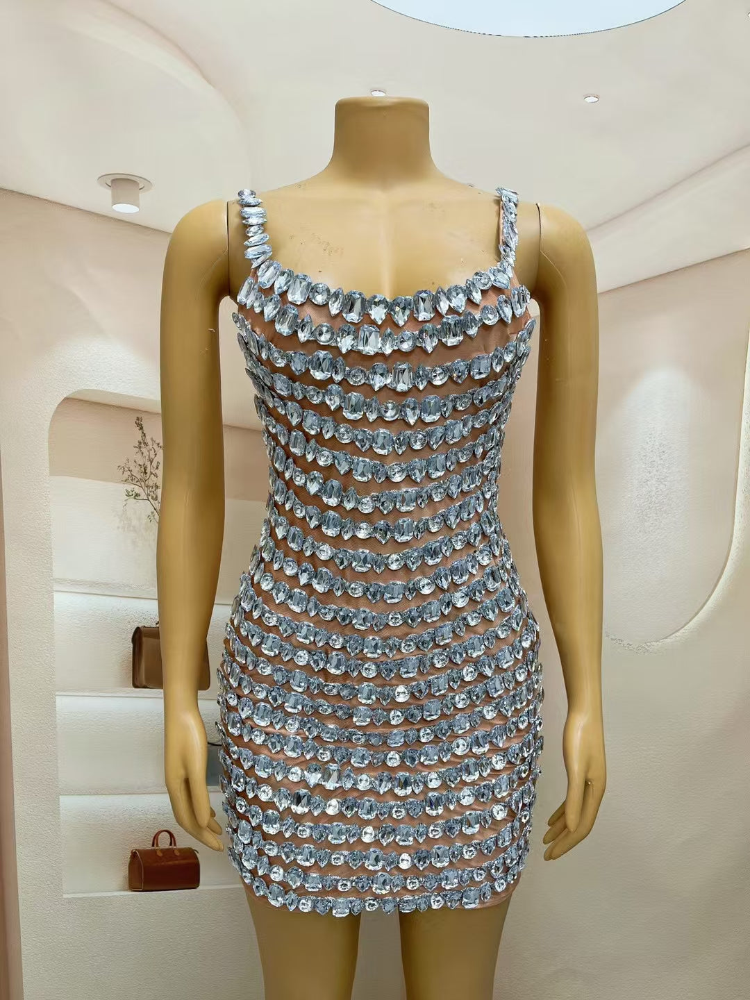 CELESINYI Beixin Crystal Scoop Tank Gown