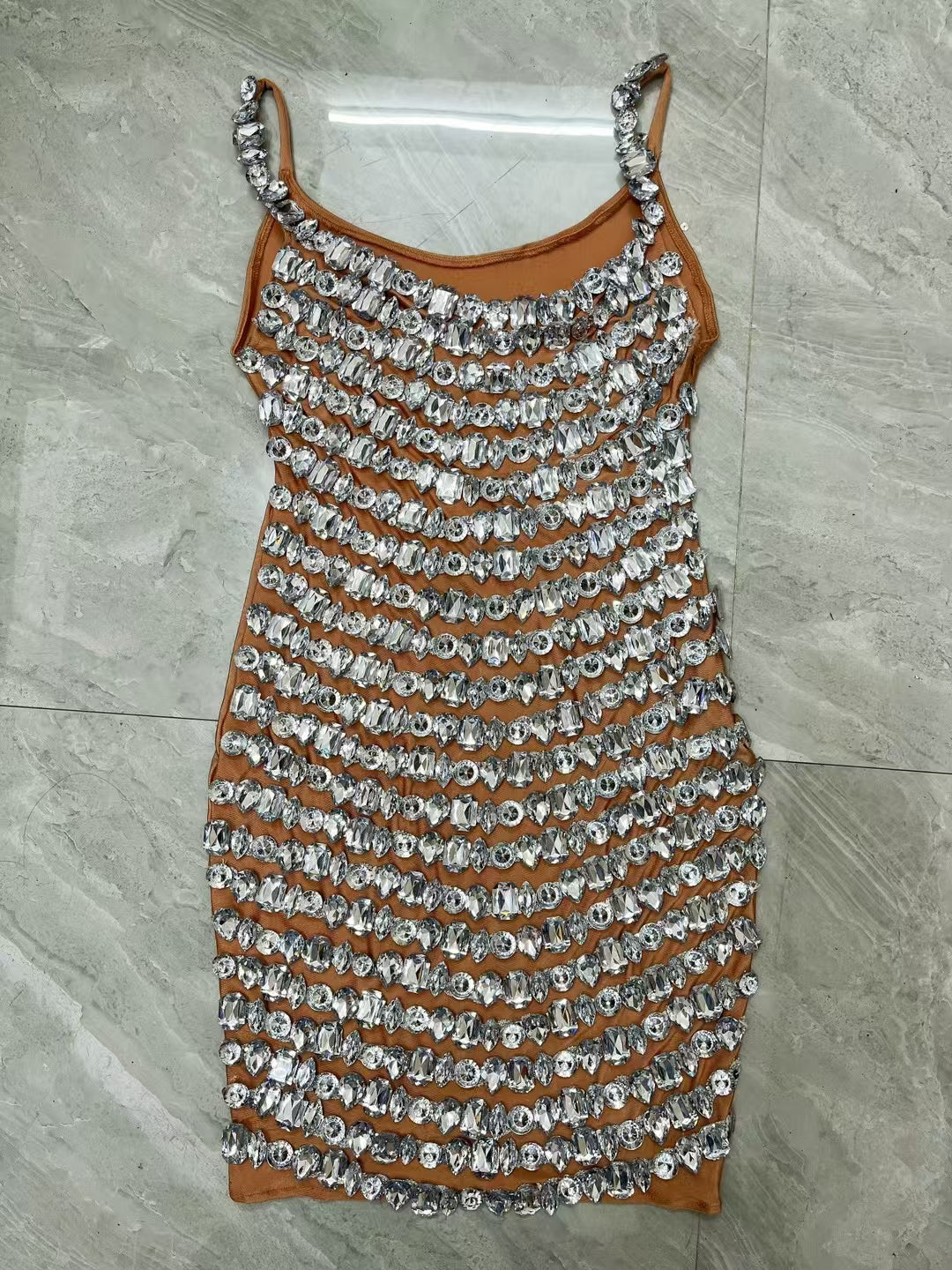 CELESINYI Beixin Crystal Scoop Tank Gown