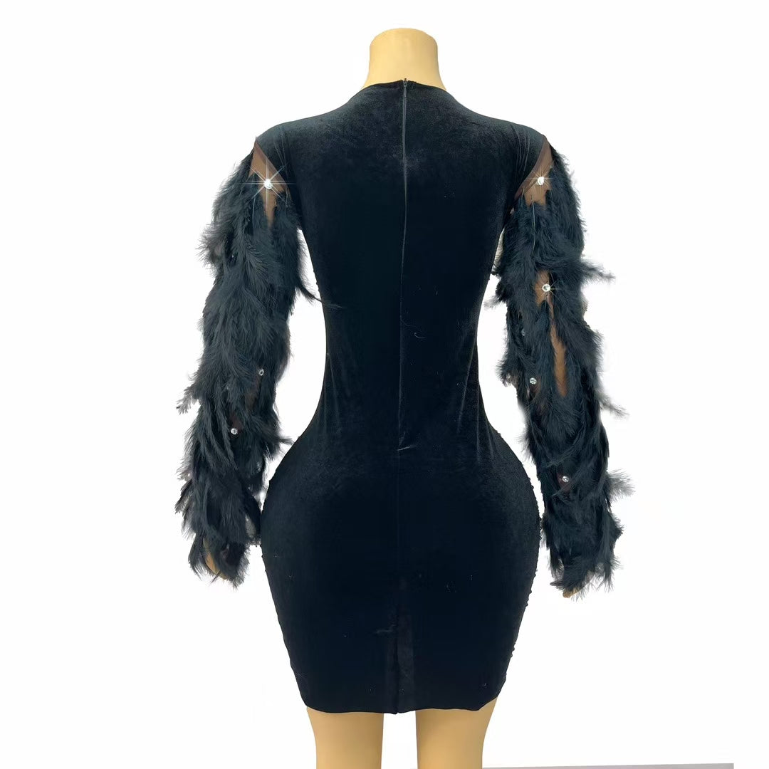 CELESINYI Suixingdiandian Crystal Black Feather Mini Dress