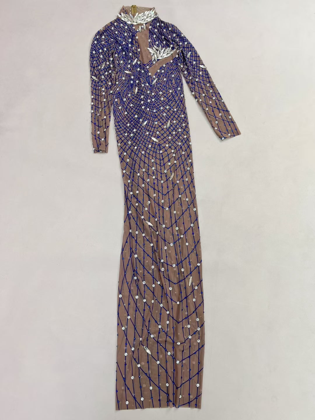 CELESINYI Liuye Crystal Mesh Grid Long Sleeve Gown