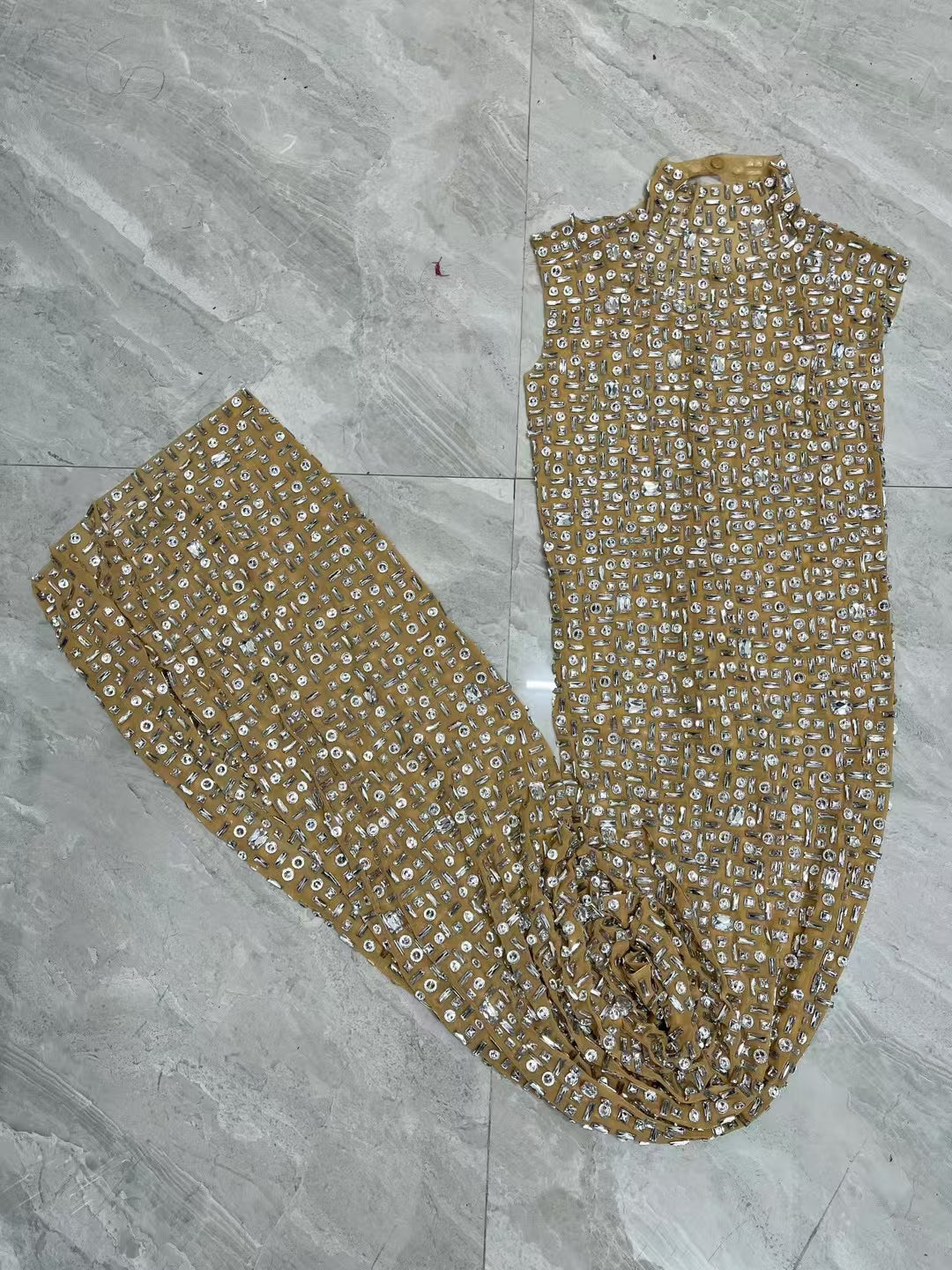 CELESINYI Yinbei Crystal Silver Mermaid Gown