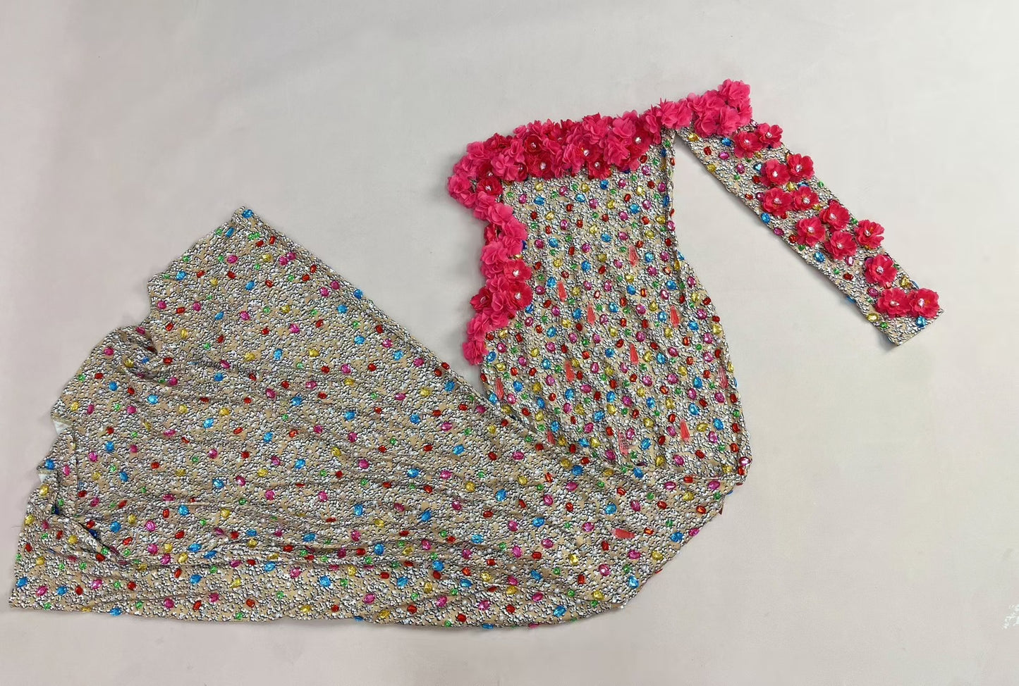 CELESINYI Caihualuo Crystal Leopard Gown