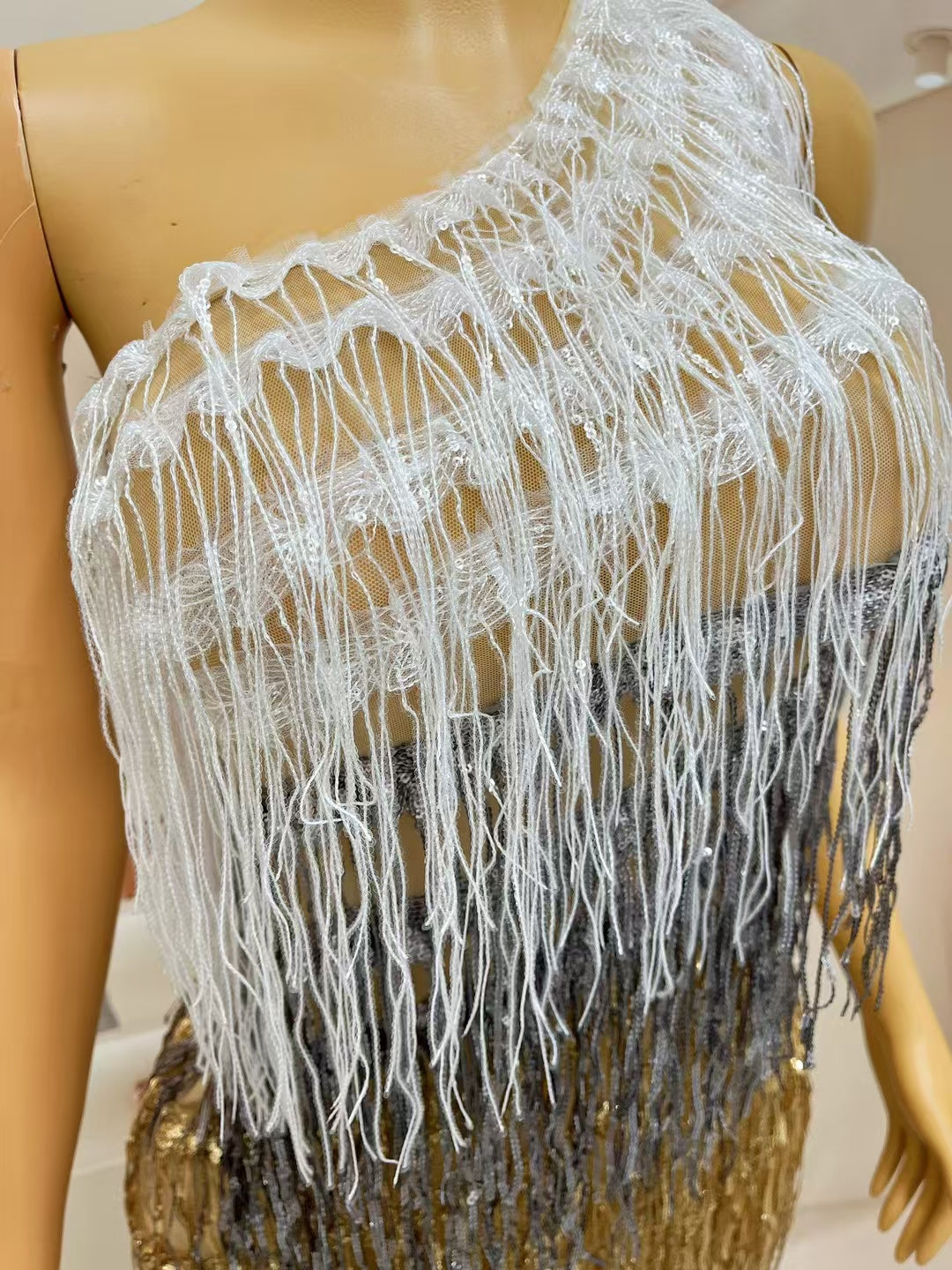 CELESINYI Sanseliusu Crystal Tri Color Fringe Mini Dress