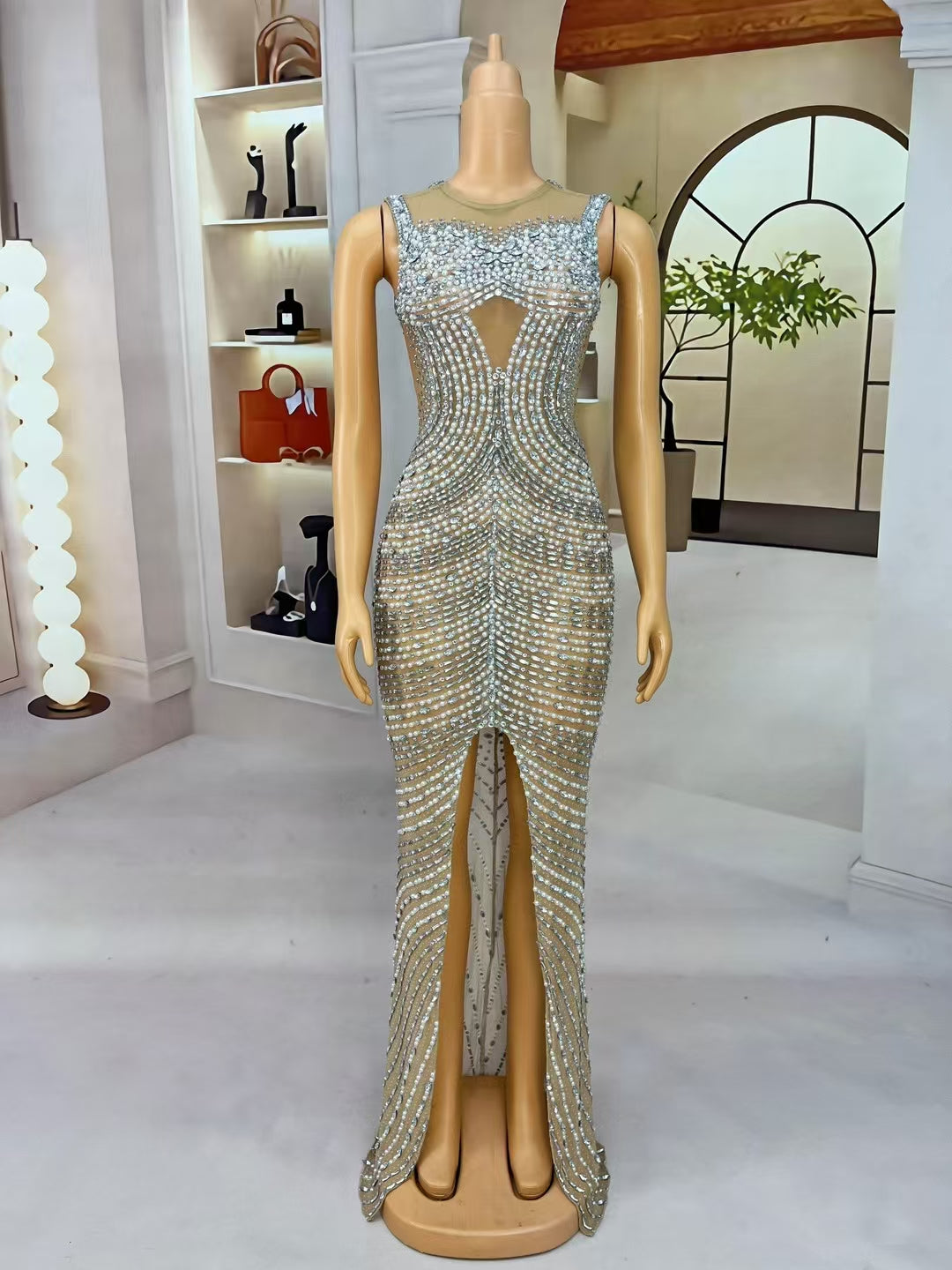 CELESINYI Shuanggou Crystal Hook Gown