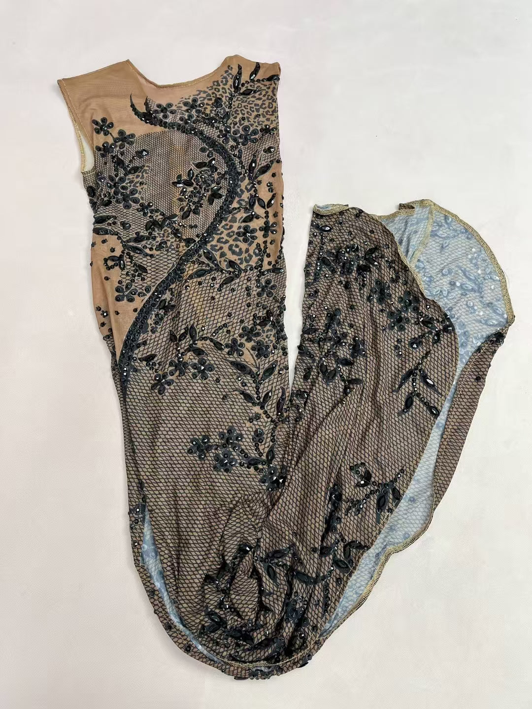 CELESINYI Heihuawang Crystal Black Flower Gown