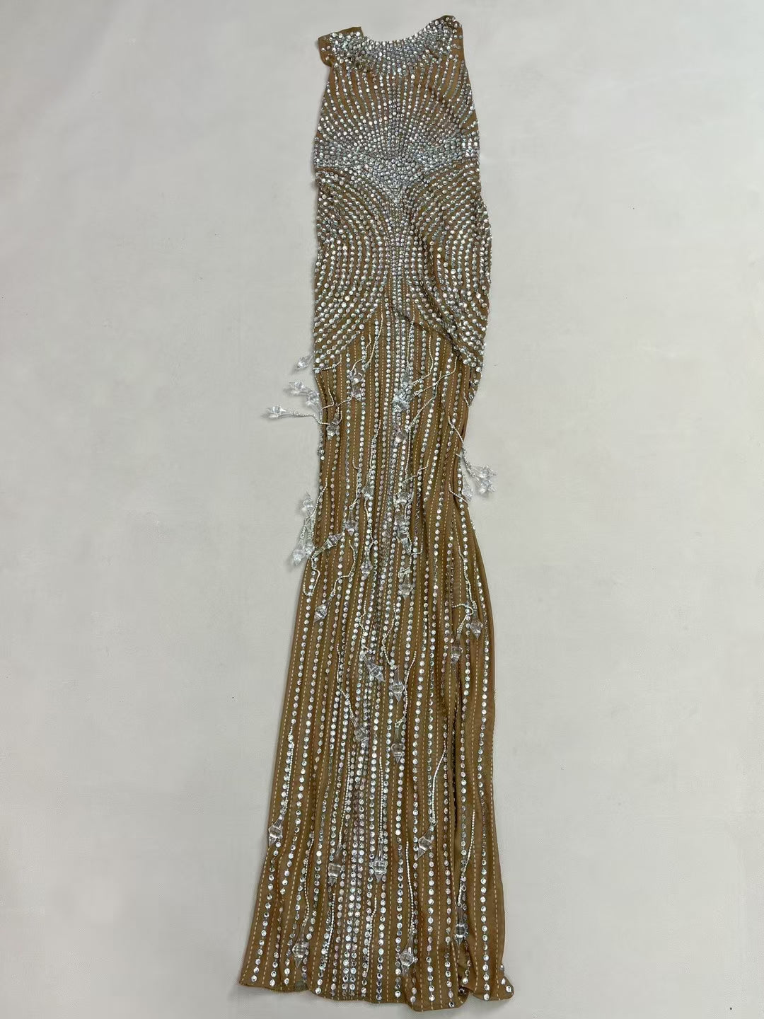 CELESINYI Guya Crystal Bone Gown