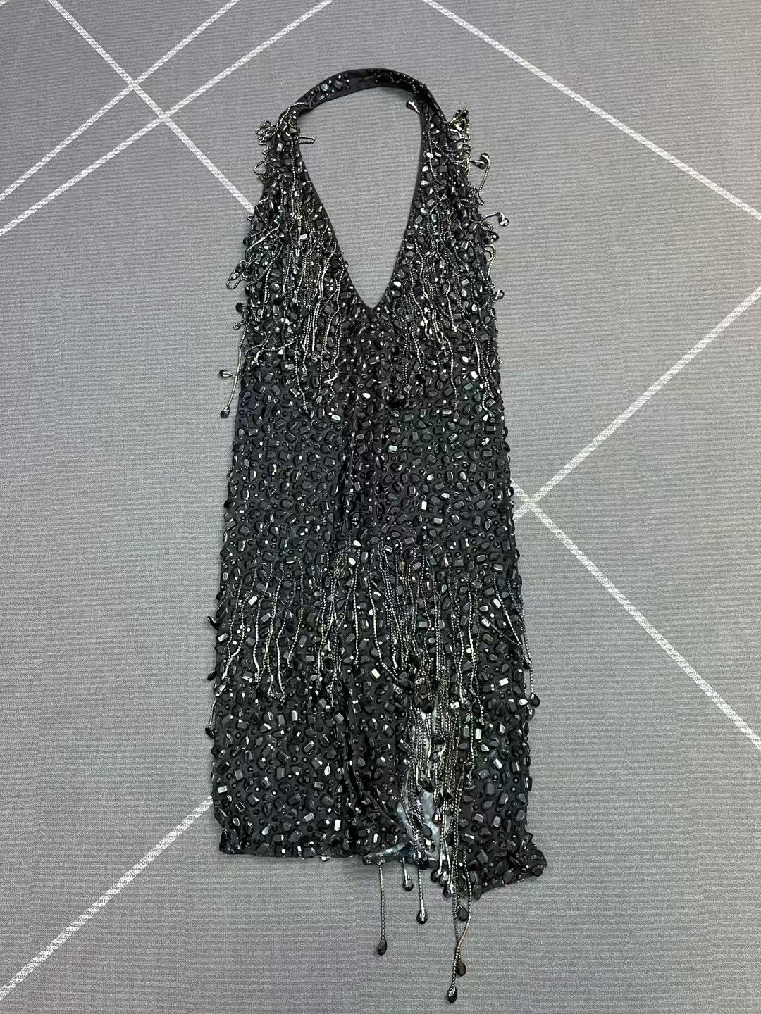 CELESINYI Wulong Crystal Chain Mini Dress