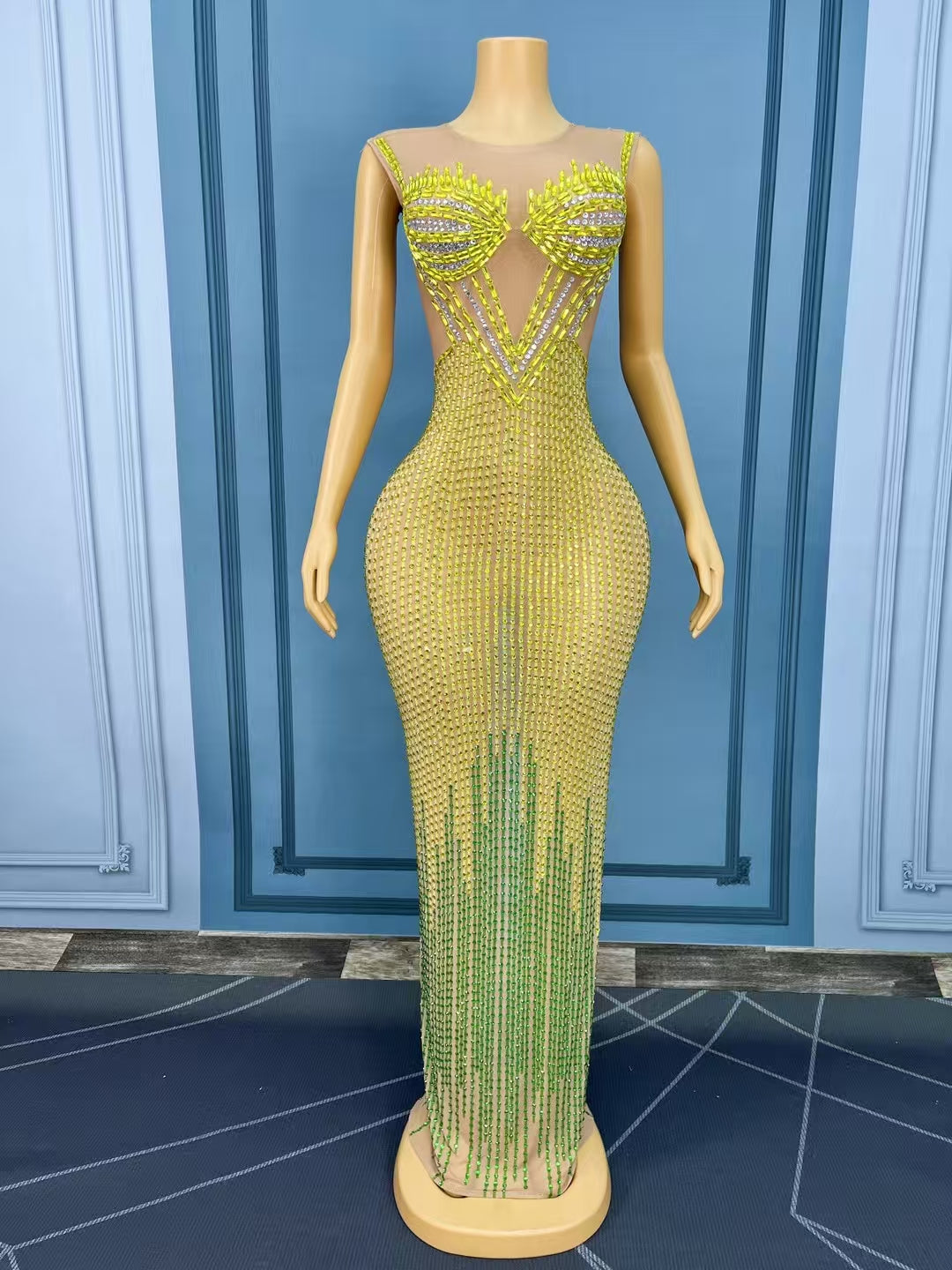 CELESINYI Huangfeicui Crystal Fire Gown