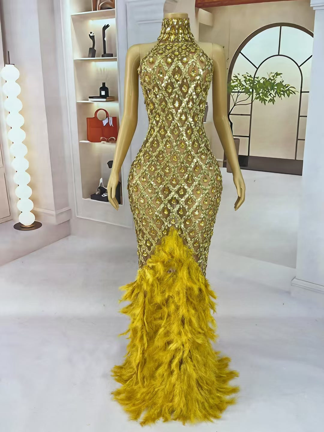 CELESINYI Shaokaojia Crystal Gem Feather Gown (Gold)