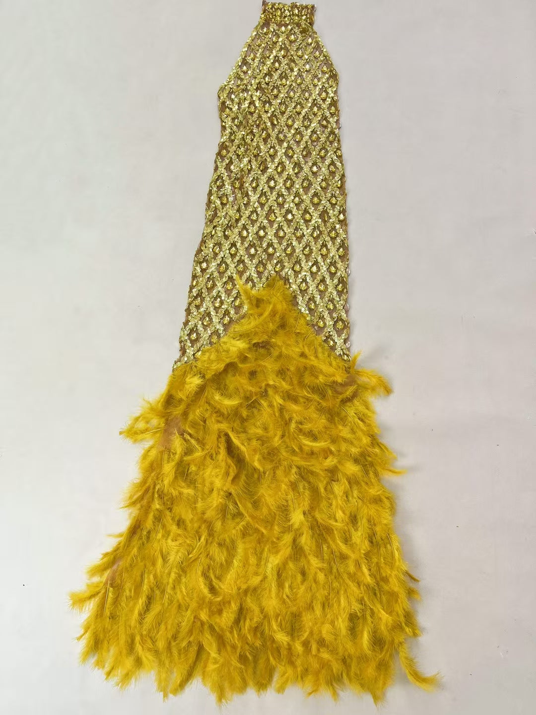 CELESINYI Shaokaojia Crystal Gem Feather Gown (Gold)