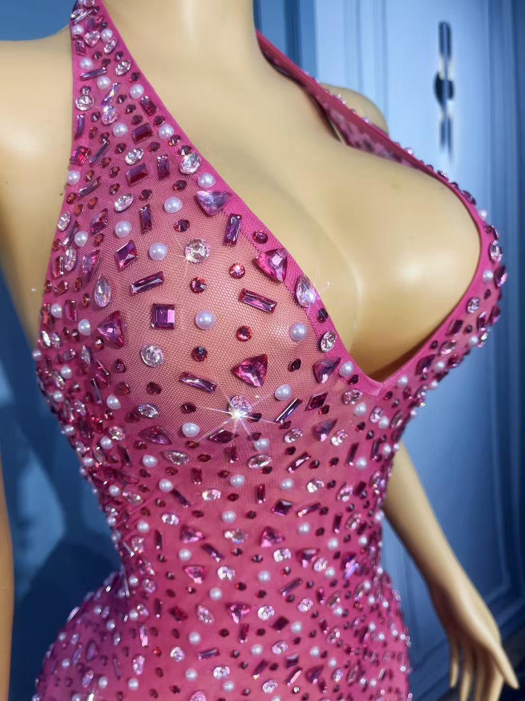 CELESINYI Fenhonghuiyi Crystal Pearl Gown