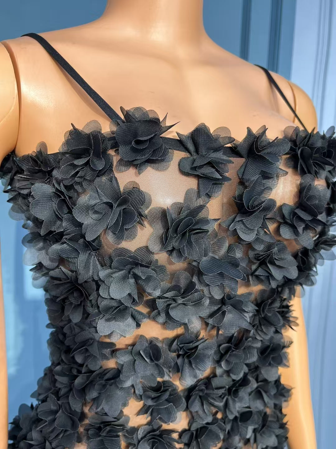 CELESINYI Heixuefang Crystal Rose Mini Dress