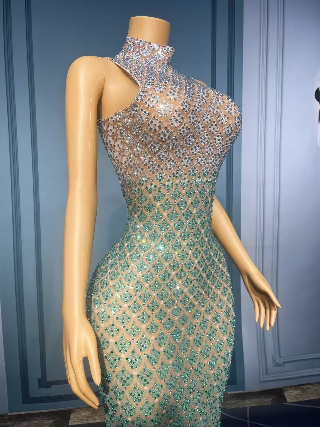 CELESINYI Qingshe Crystal Big Train Gown