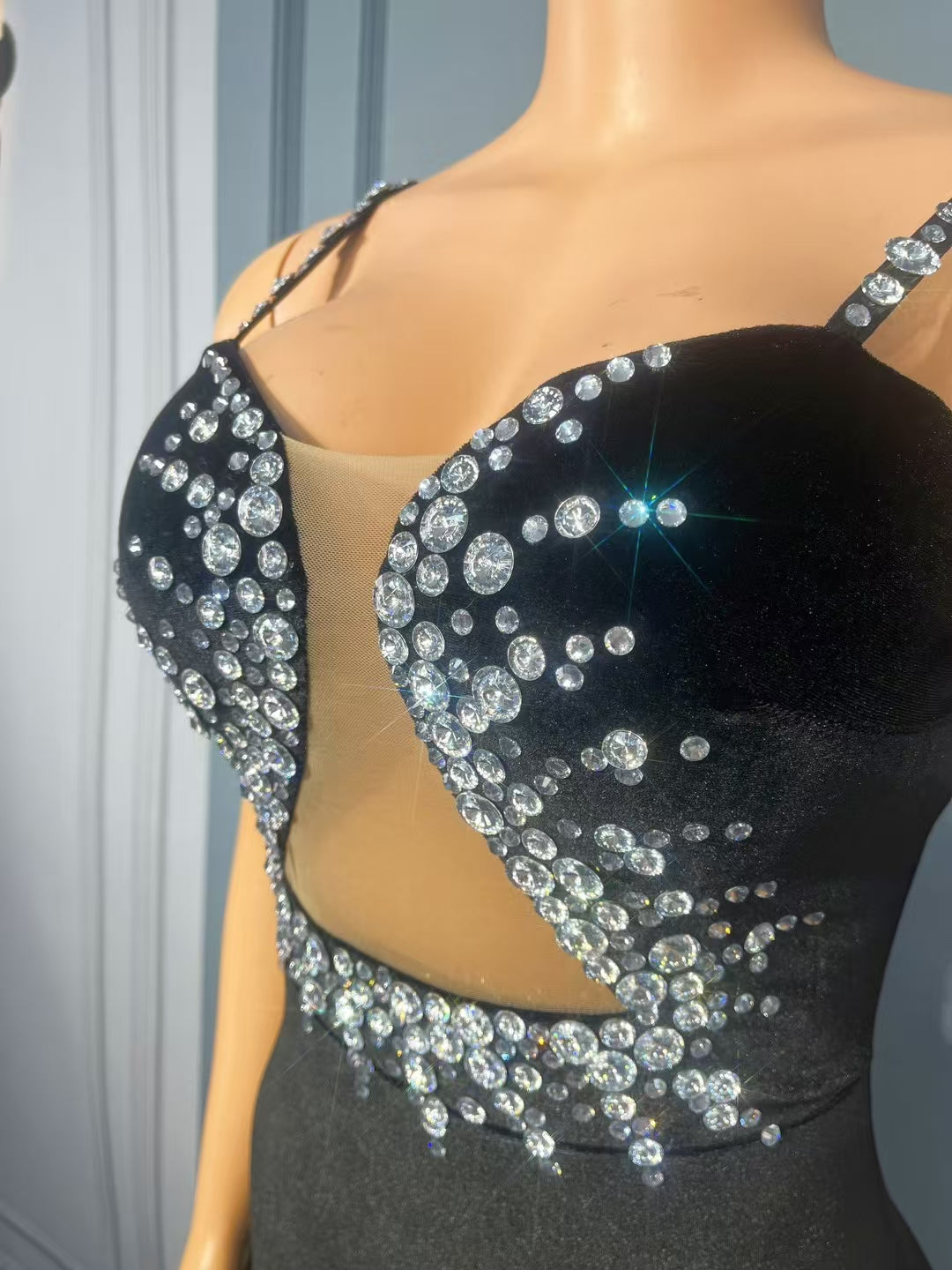 CELESINYI Ciwei Crystal Hedgehog Gown
