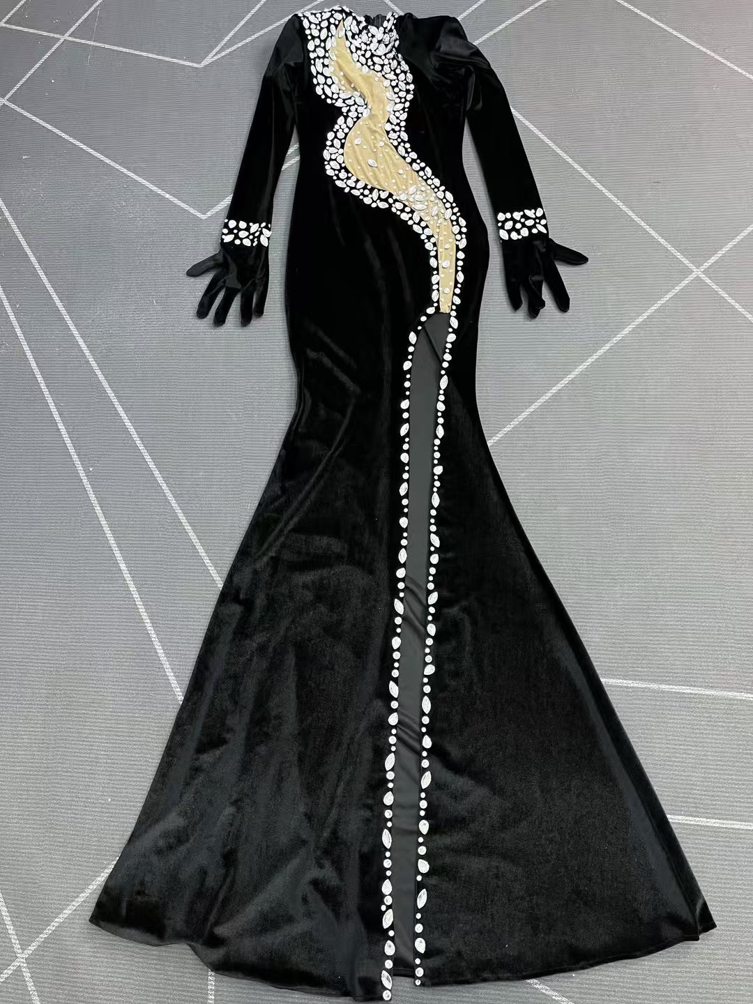 CELESINYI Wandao Crystal Curve Gown