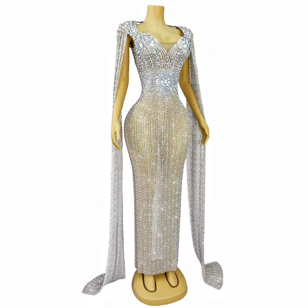 CELESINYI Luopan Crystal Compass Cape Gown (White)