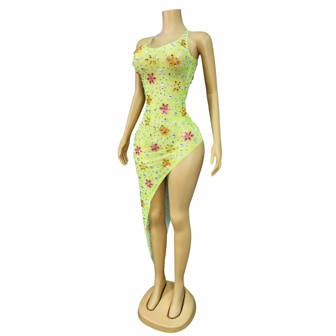 CELESINYI Shuijing Crystal Yellow Asymmetric Gown