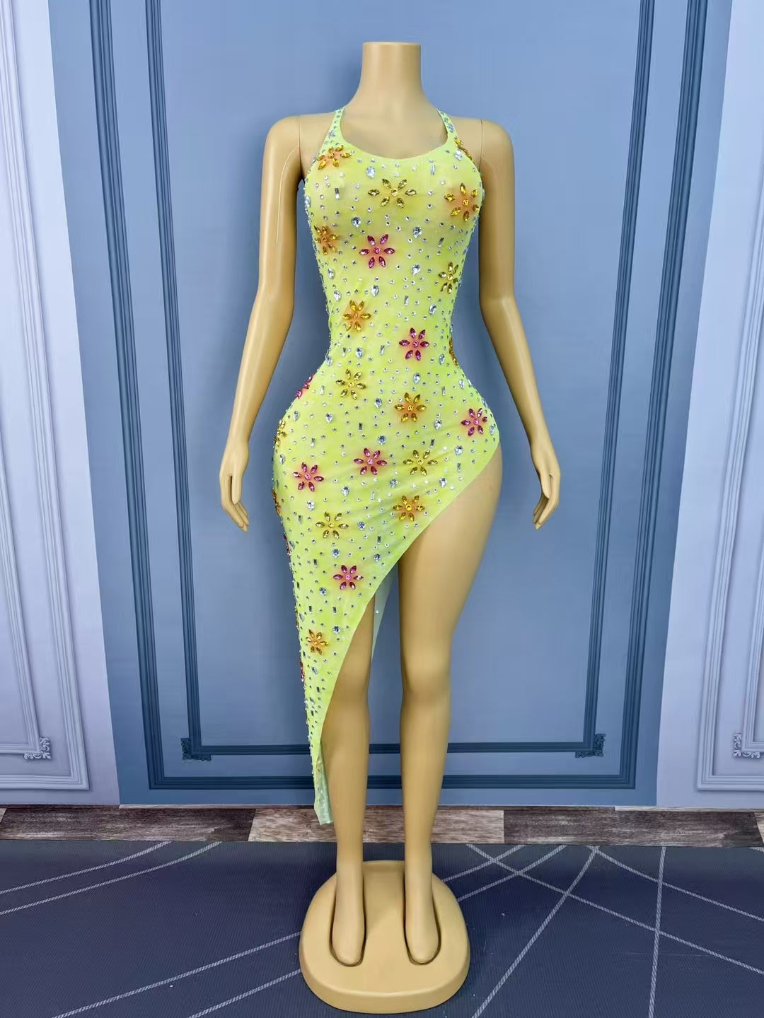 CELESINYI Shuijing Crystal Yellow Asymmetric Gown