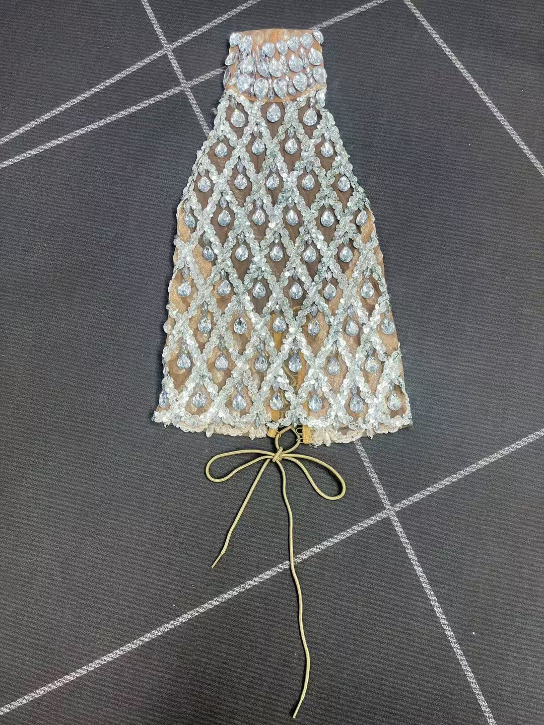 CELESINYI Shaokaoji Crystal Grid Crop Top (Silver)