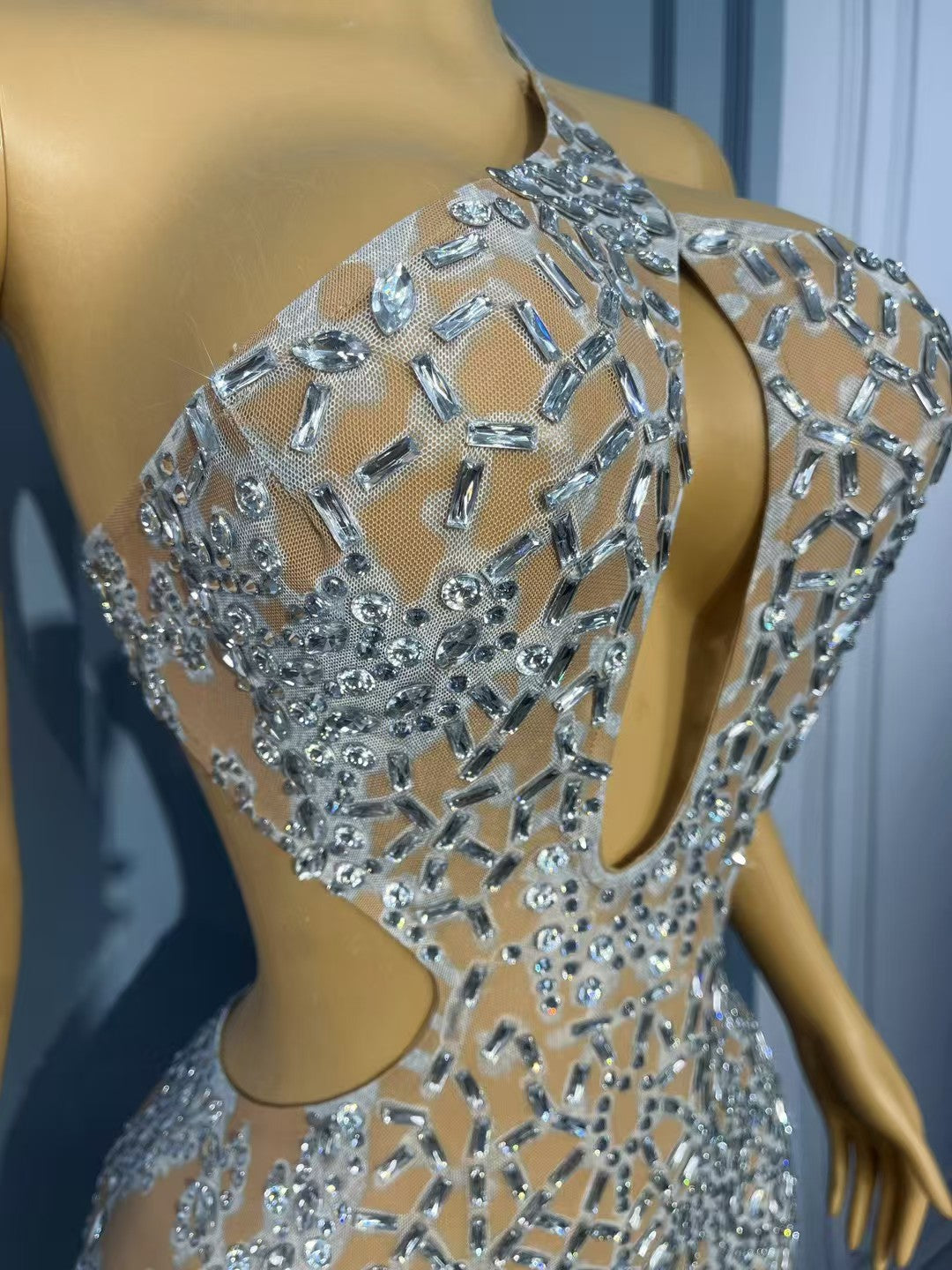 CELESINYI Baichenguang Crystal Pearl Gown